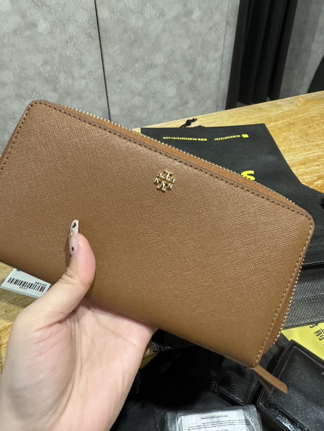 Tory Burch TB 防刮皮革 全開式 拉鍊長夾
