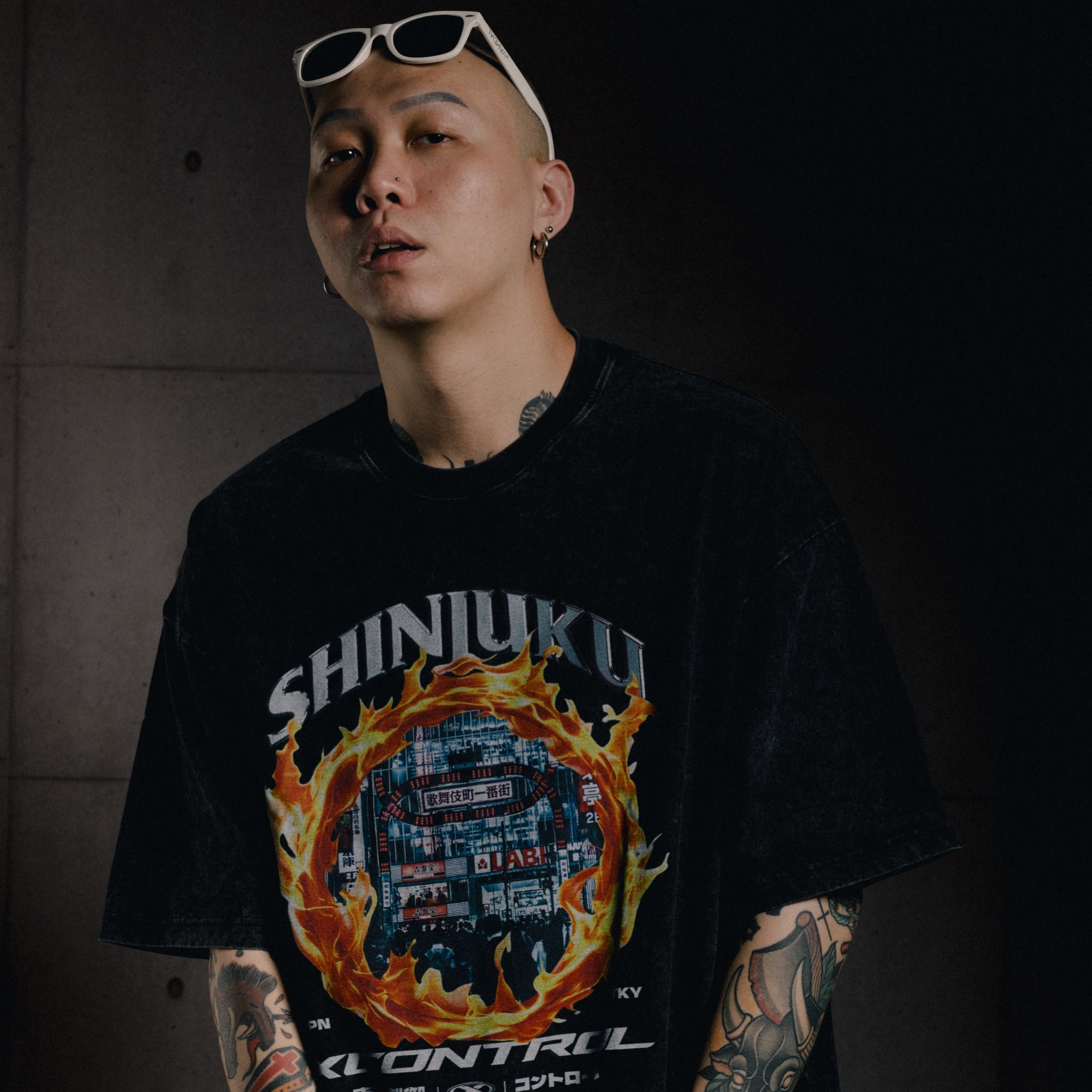 XCTRL 新宿歌舞伎町短T-水洗