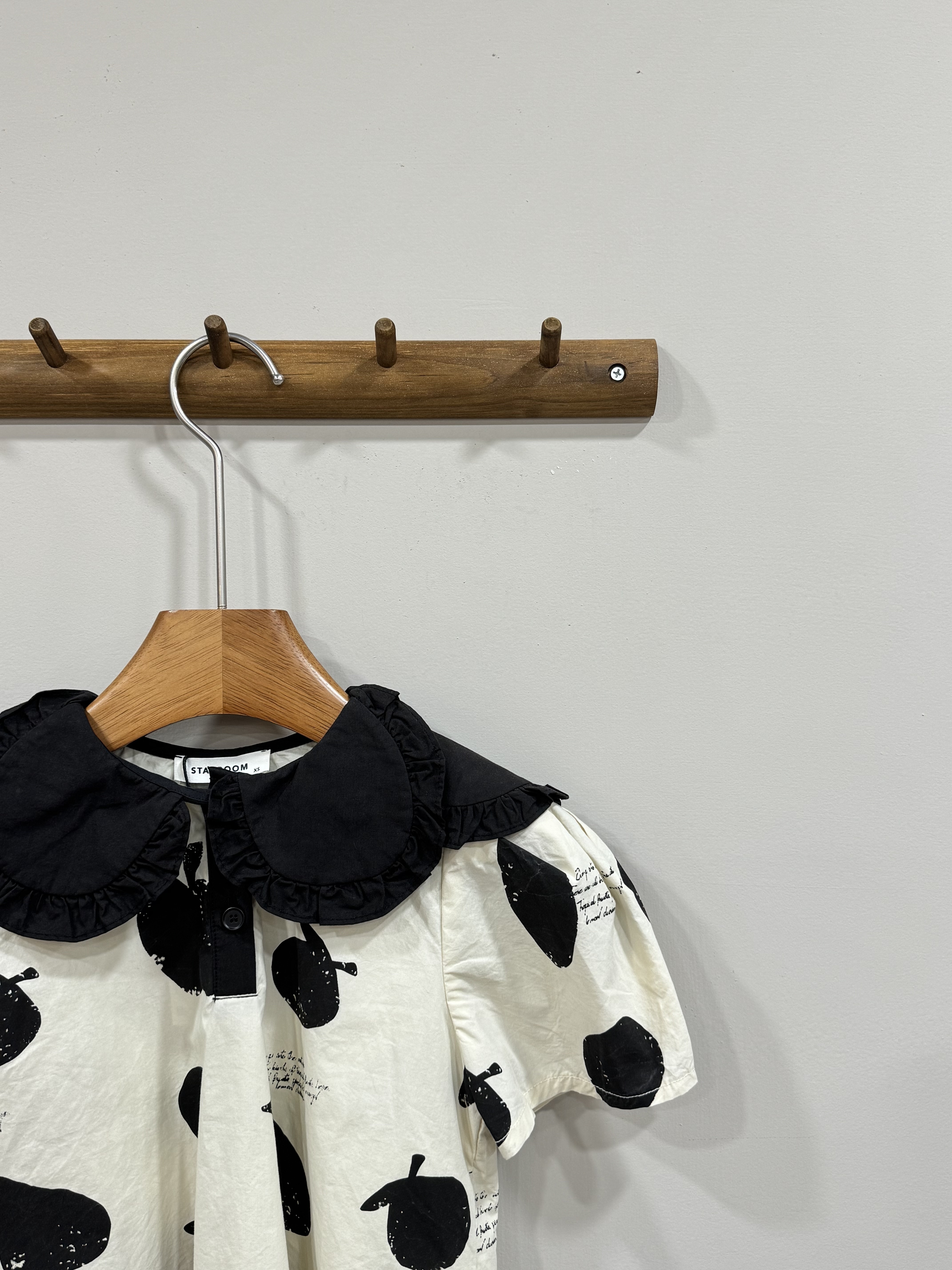 A02507設計師品牌