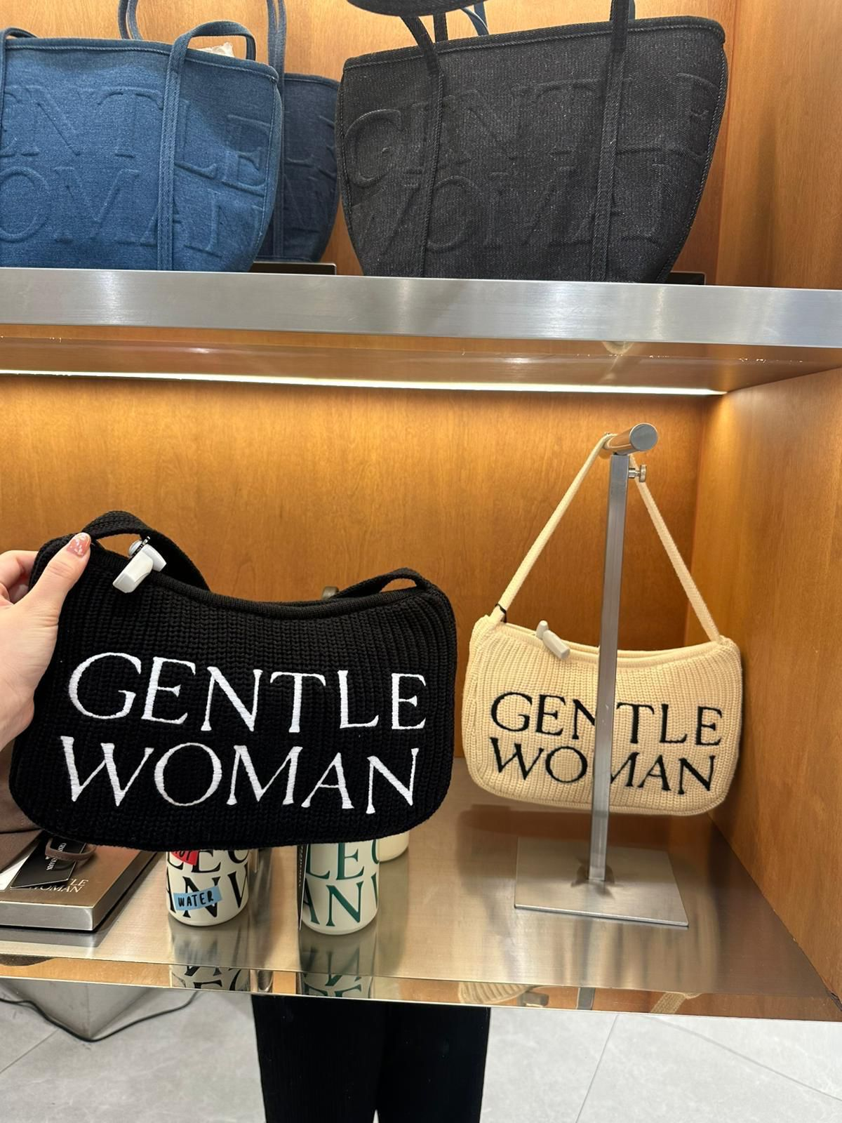 Gentle Woman Preppy Knit Shoulder Bag(Black)