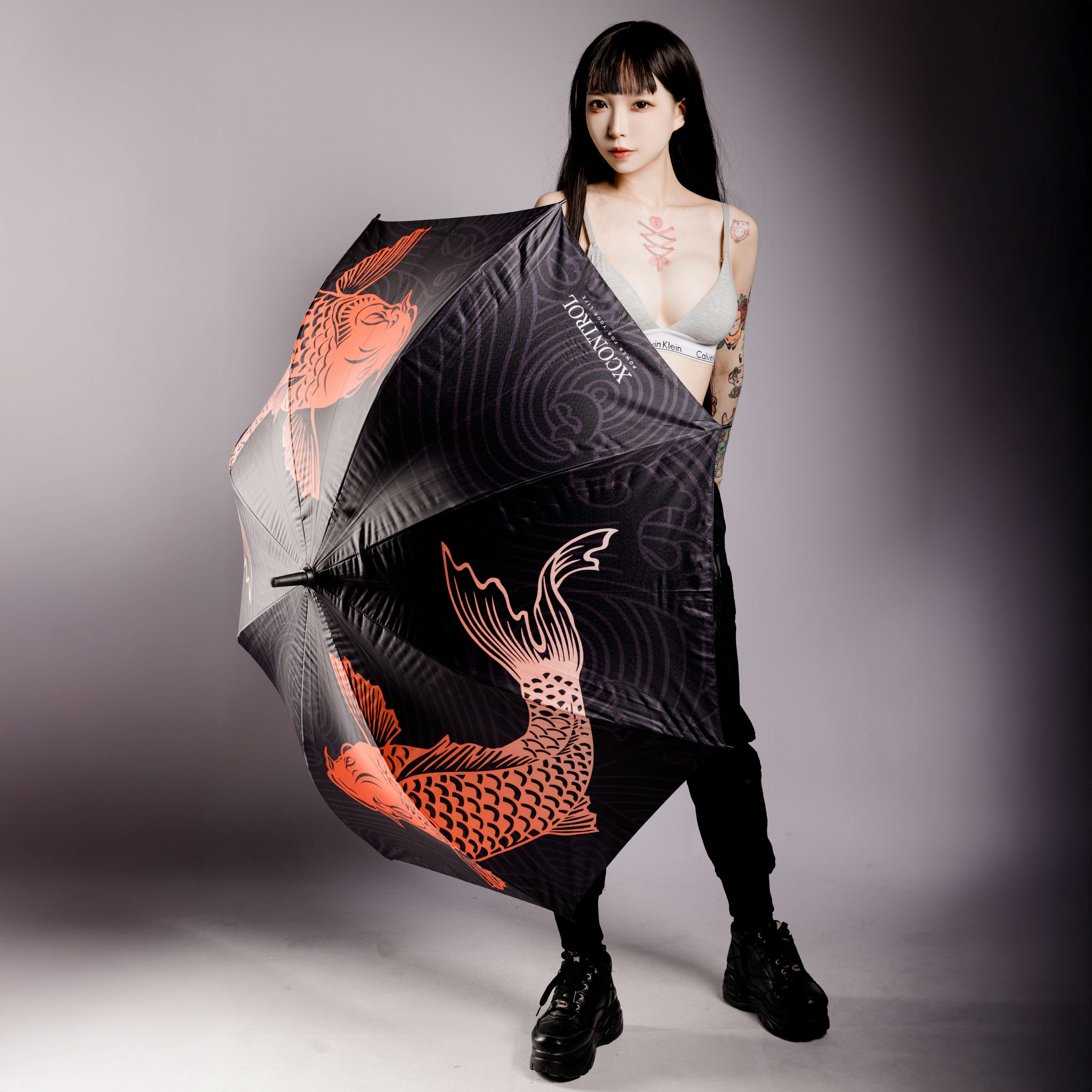 XCTRL 鯉魚躍龍門自動長雨傘 -黑(27吋)