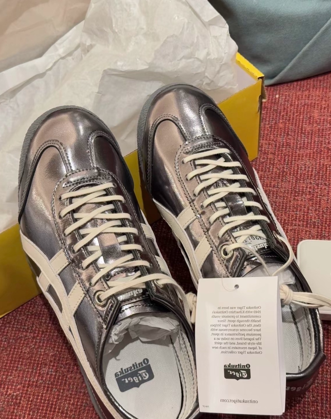 Onitsuka Tiger MEXICO 66 SD 黑金休閒鞋 鬼塚虎男女同款 潮流金屬鞋 Aug25