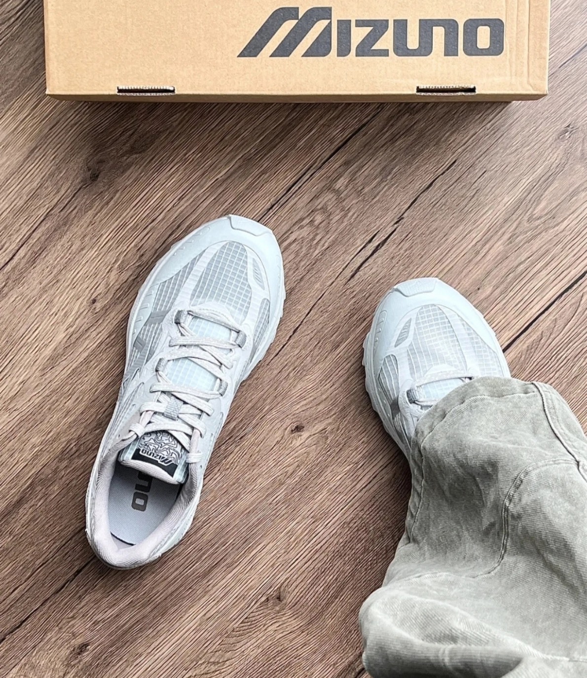 Mizuno Racer ADV 雾灰 徒步登山鞋 防滑耐磨 跑步鞋 男女同款 戶外運動鞋 Aug25