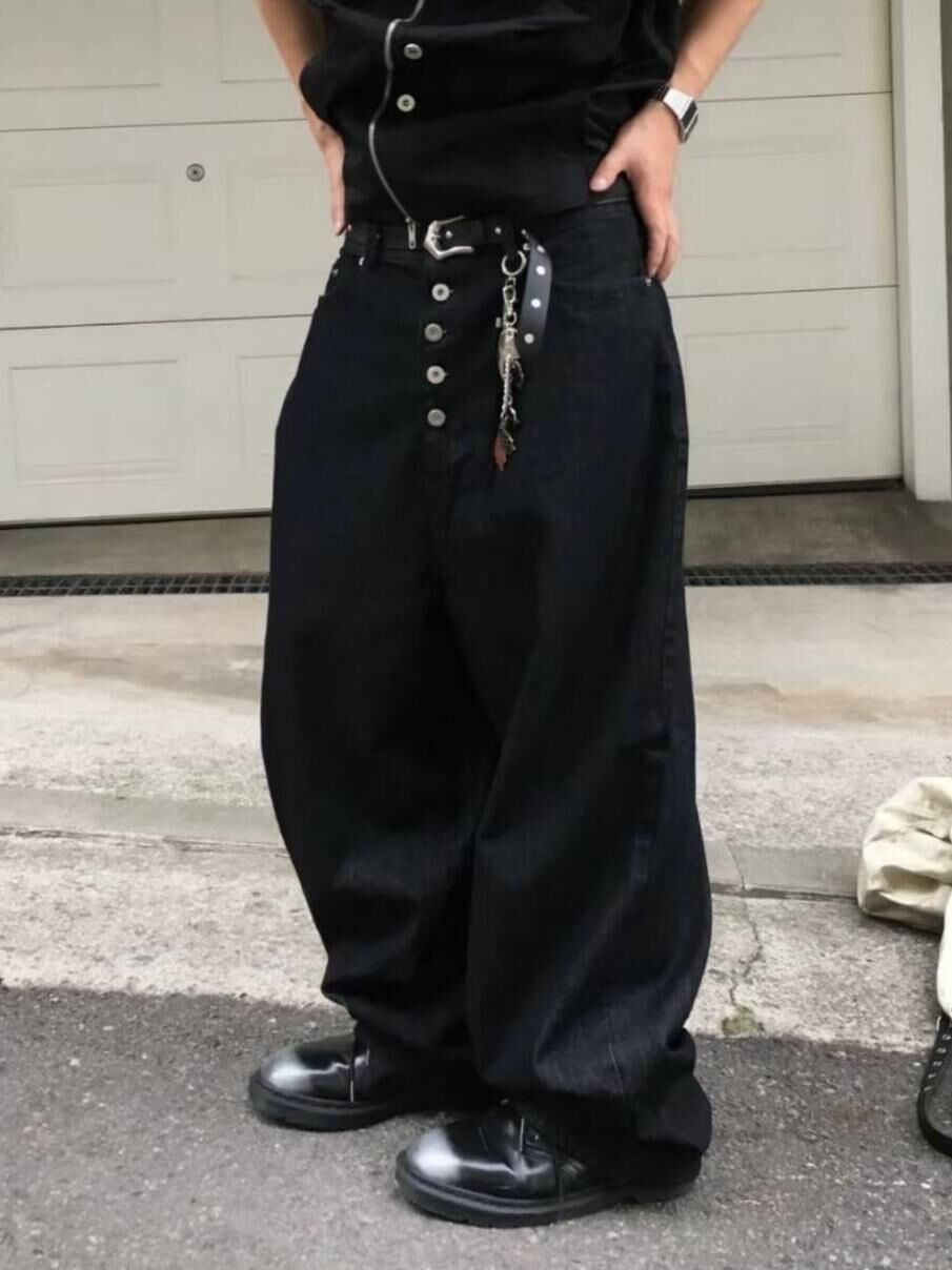 淨色扣扭鬆身牛仔褲 Vass-025P