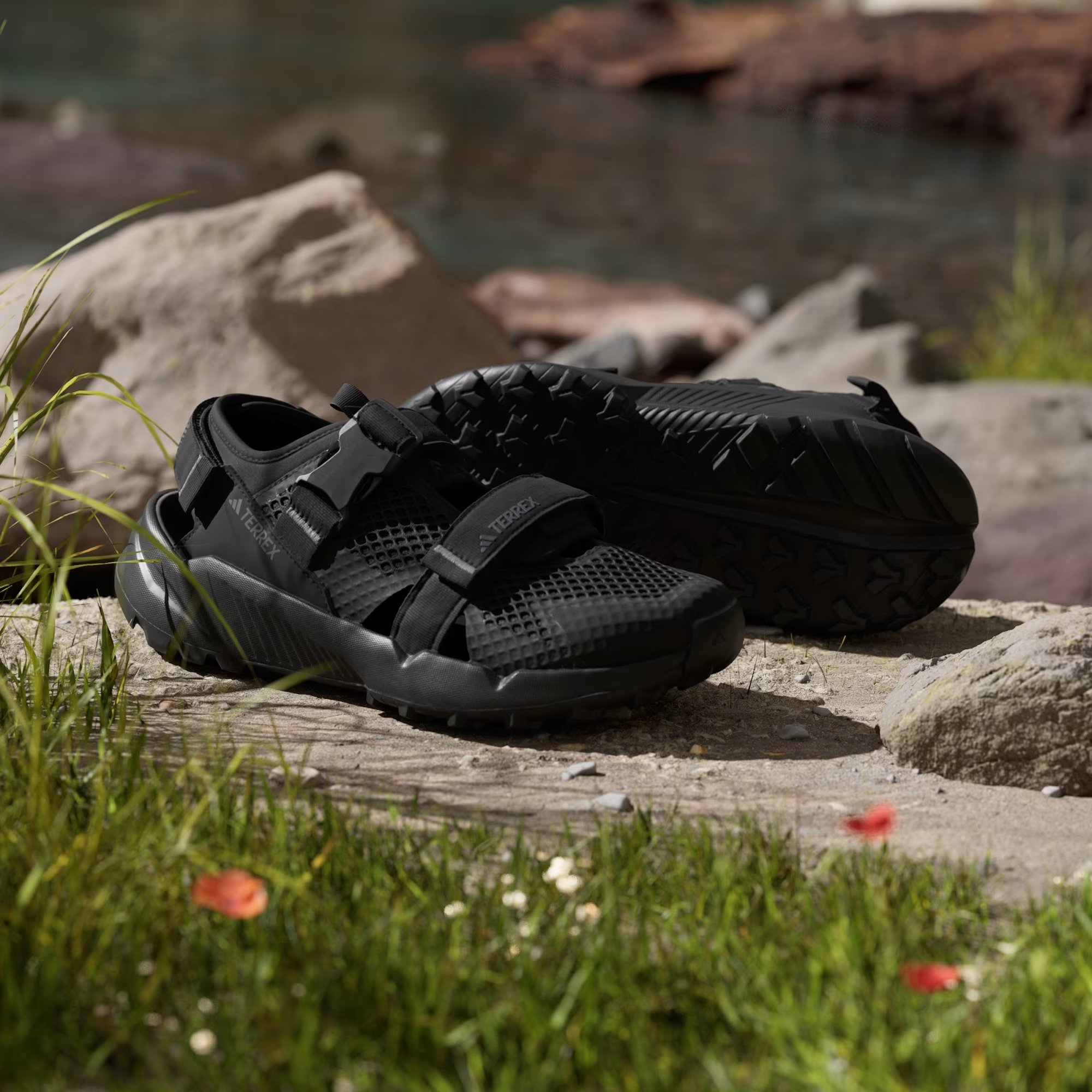 ADIDAS TERREX HYDROTERRA 歐美人氣機能涼鞋!! [限時勁減!]