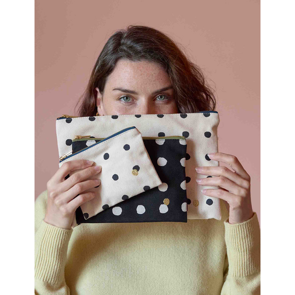 (預購4/30)法國La cerise sur le gâteau 有機棉防水分類收納袋-黑點點(小)