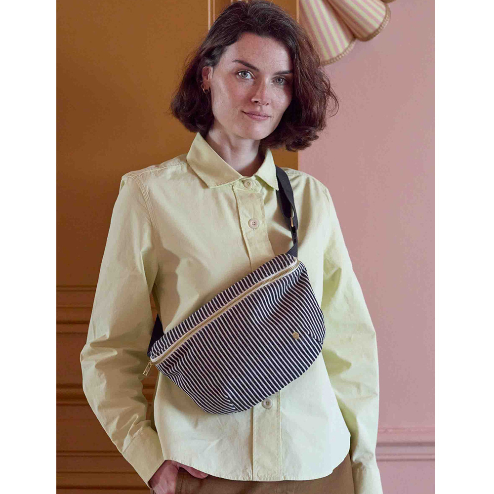 (預購4/30)法國La cerise sur le gâteau 有機棉時尚腰包-黑條紋