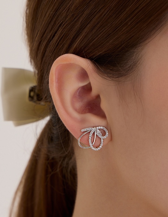 交織亮點。夾式耳環