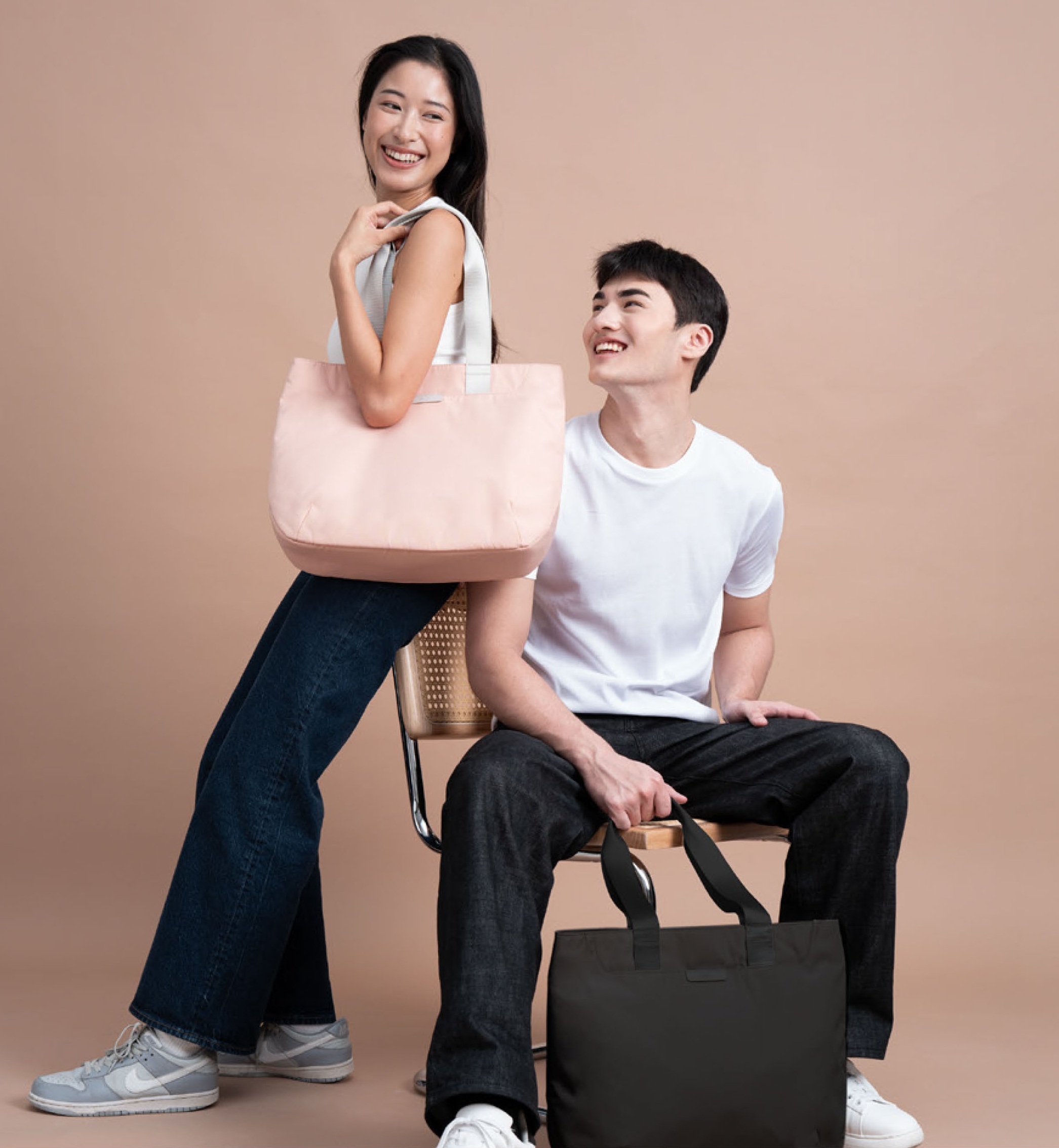 UNIQ Arden Toge rPET 防撕裂手提袋 (16L)