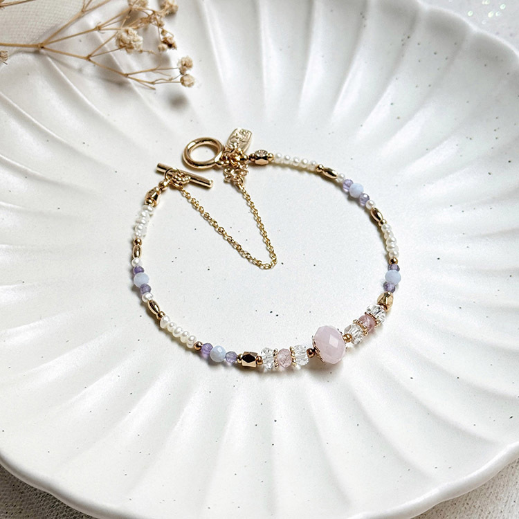 生日花 • 捌月貳陸 • 孤挺花 – 粉晶 – 手鍊