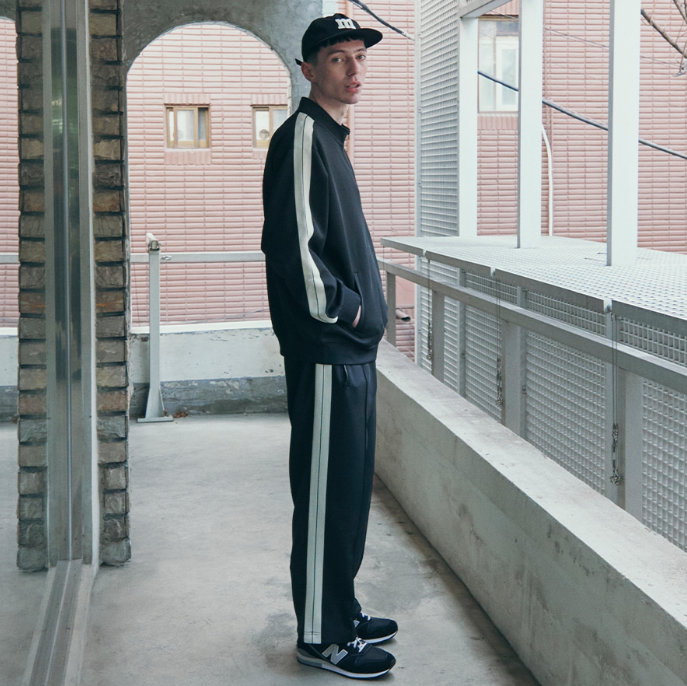 【直播】KM080535 Markm KITTEN LOGO TRACK PANTS 運動褲 (MIFBA4602)