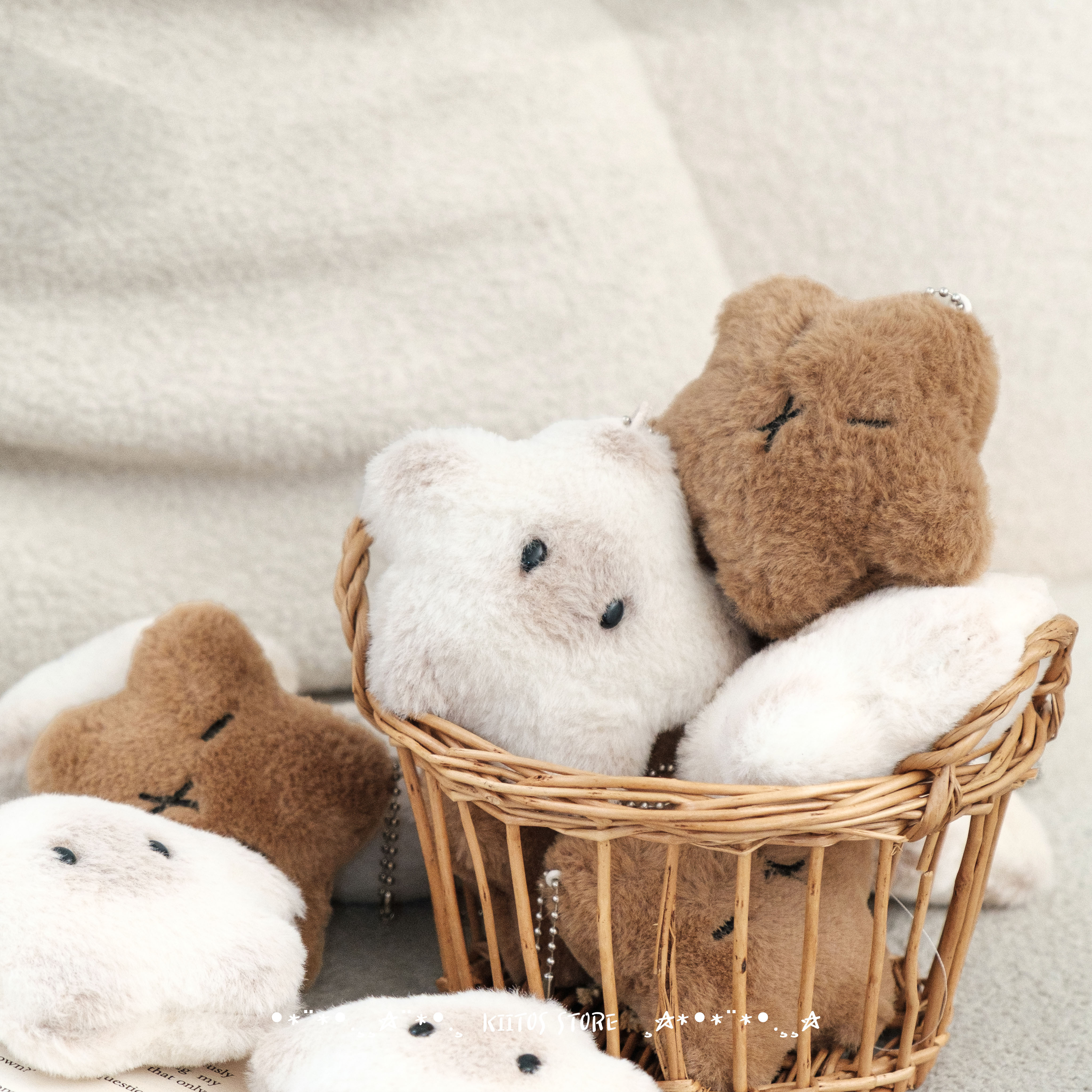 現貨 吱吱叫卡皮巴拉 星星 水豚 暹羅貓 小吊飾