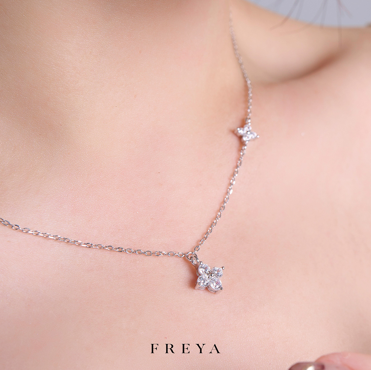 FREYA 小四葉草項鏈
