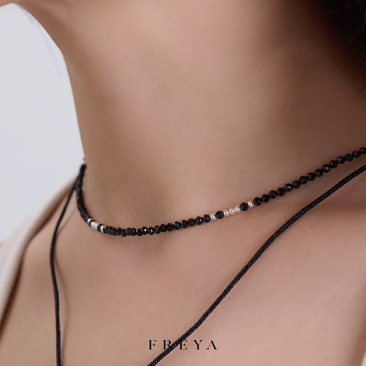 FREYA 黑晶石银珠鍊