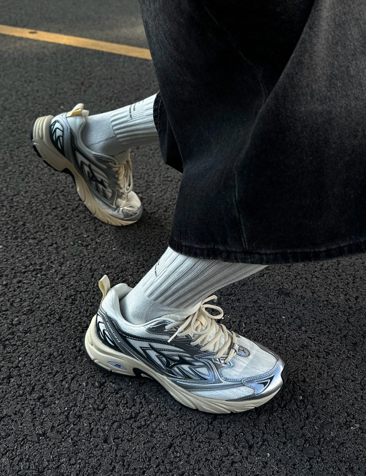 Mizuno 美津濃 FIYI TL V2 奶油灰銀 Y2K 銀色 慢跑鞋 復古 男女鞋 D1GH241511/預購