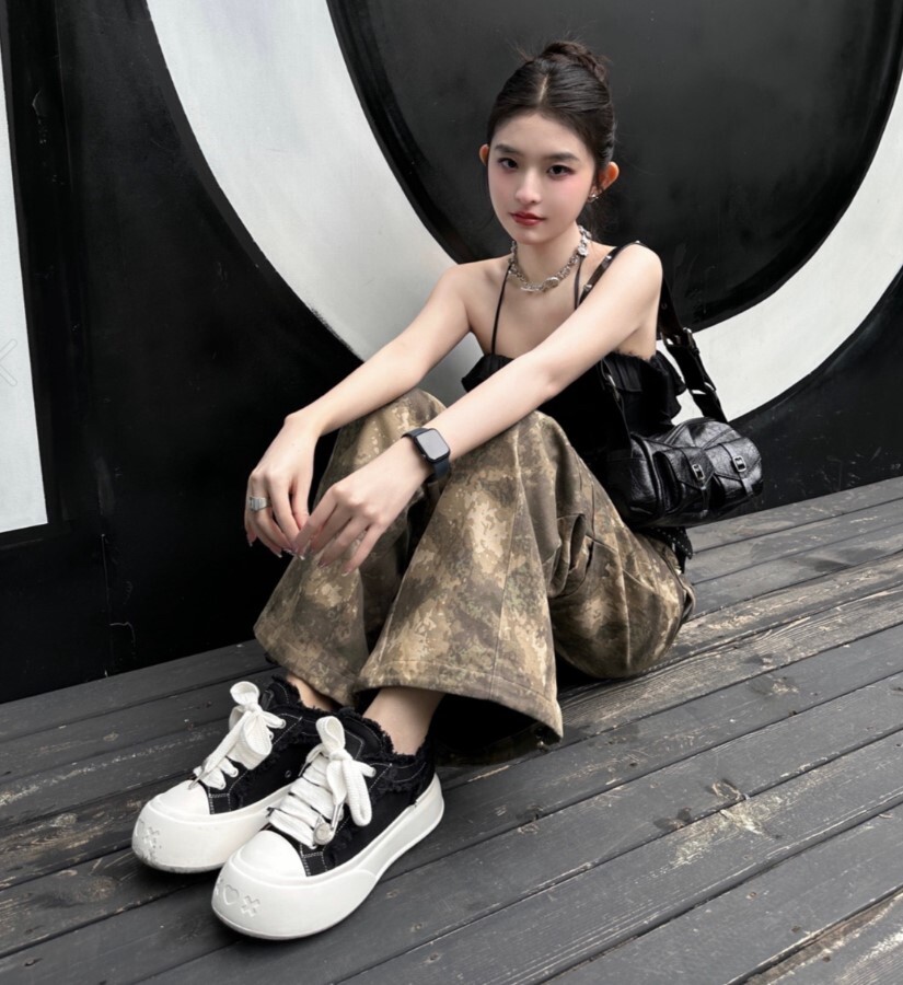 【現貨出清】SOAP OPERA 厚底黑帆布滑板鞋🖤 防滑耐磨 低筒休閒鞋 男女同款 Aug25