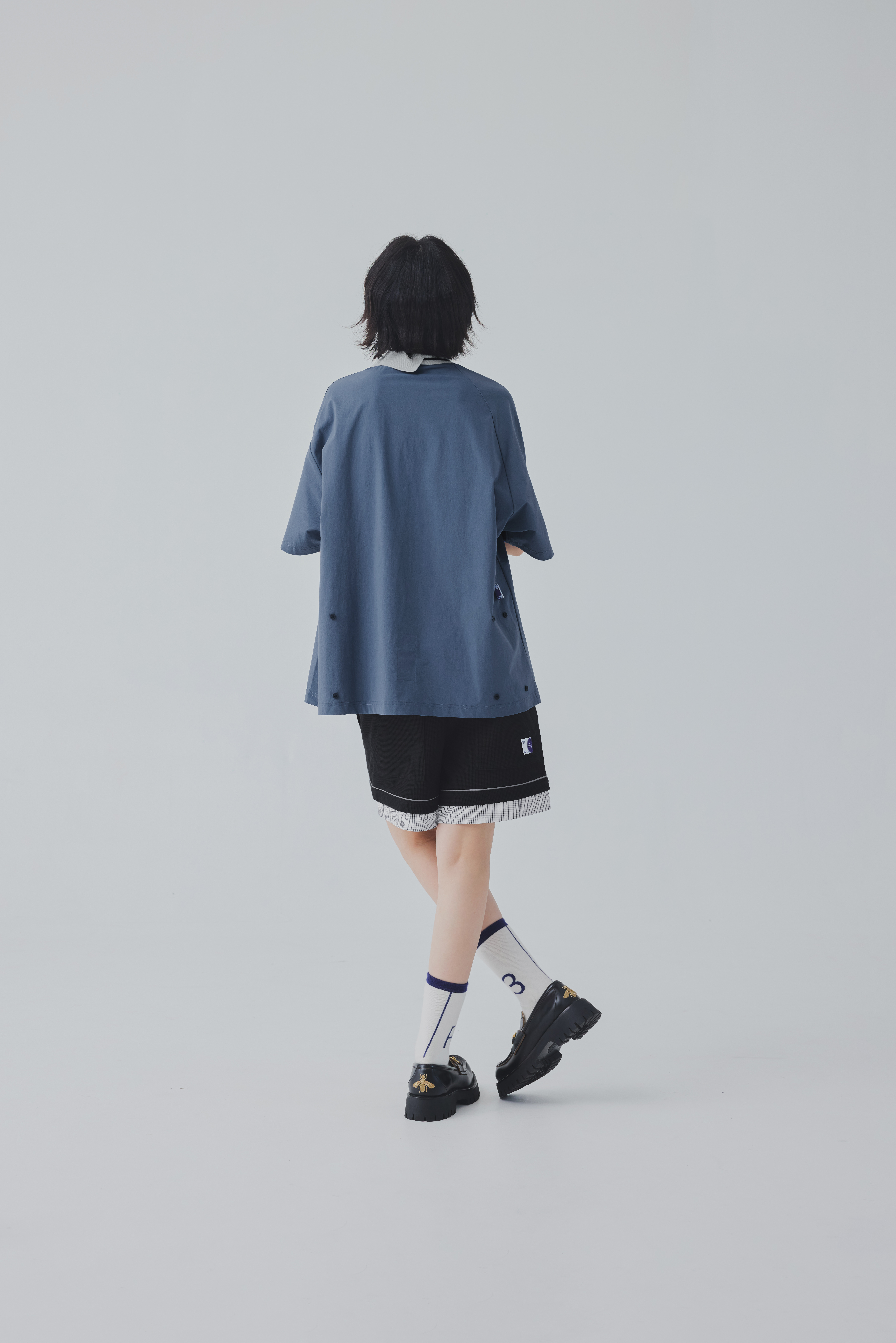 V-Neck Bi-Construct Tee｜Yale Blue