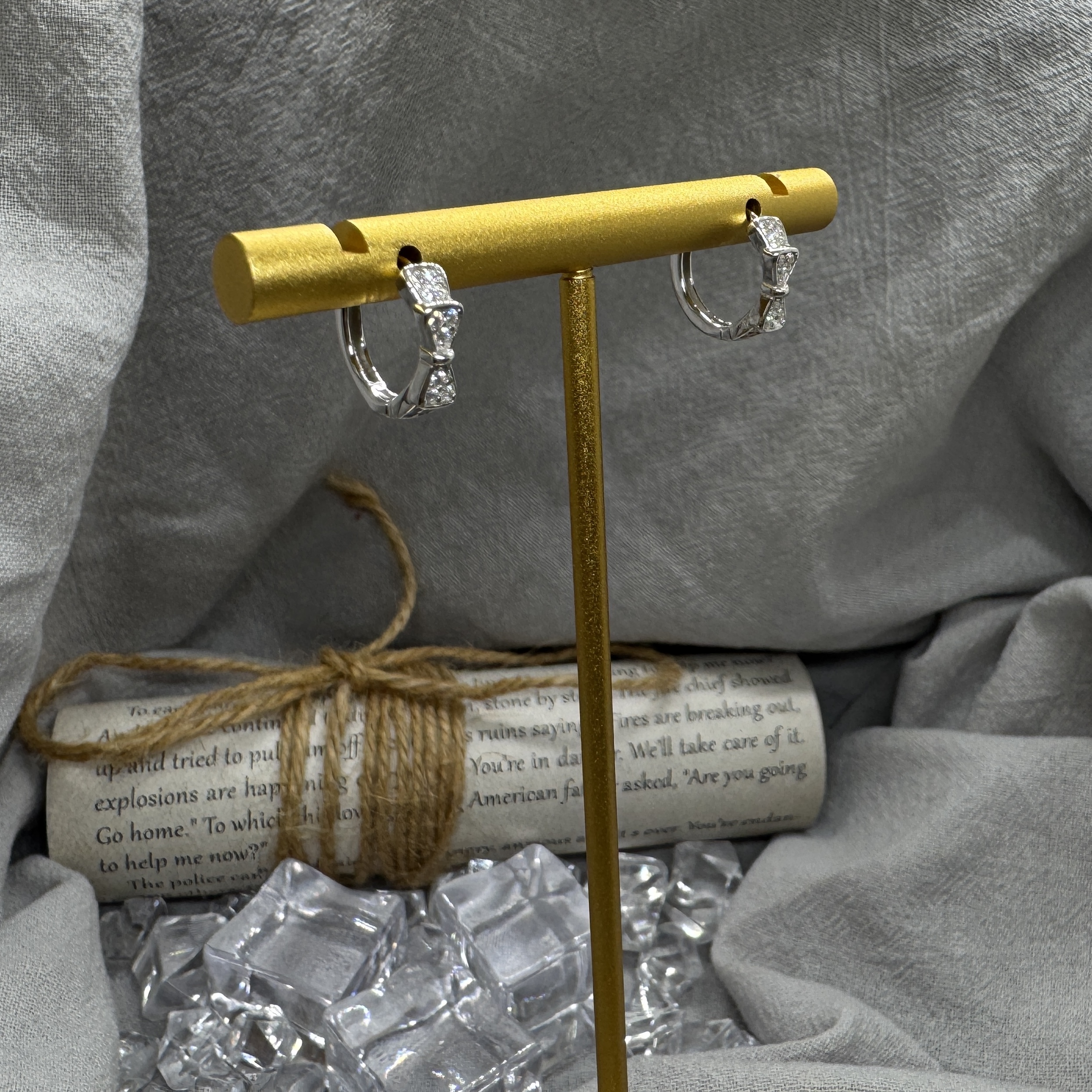 綴閃弧結 - 純銀耳環