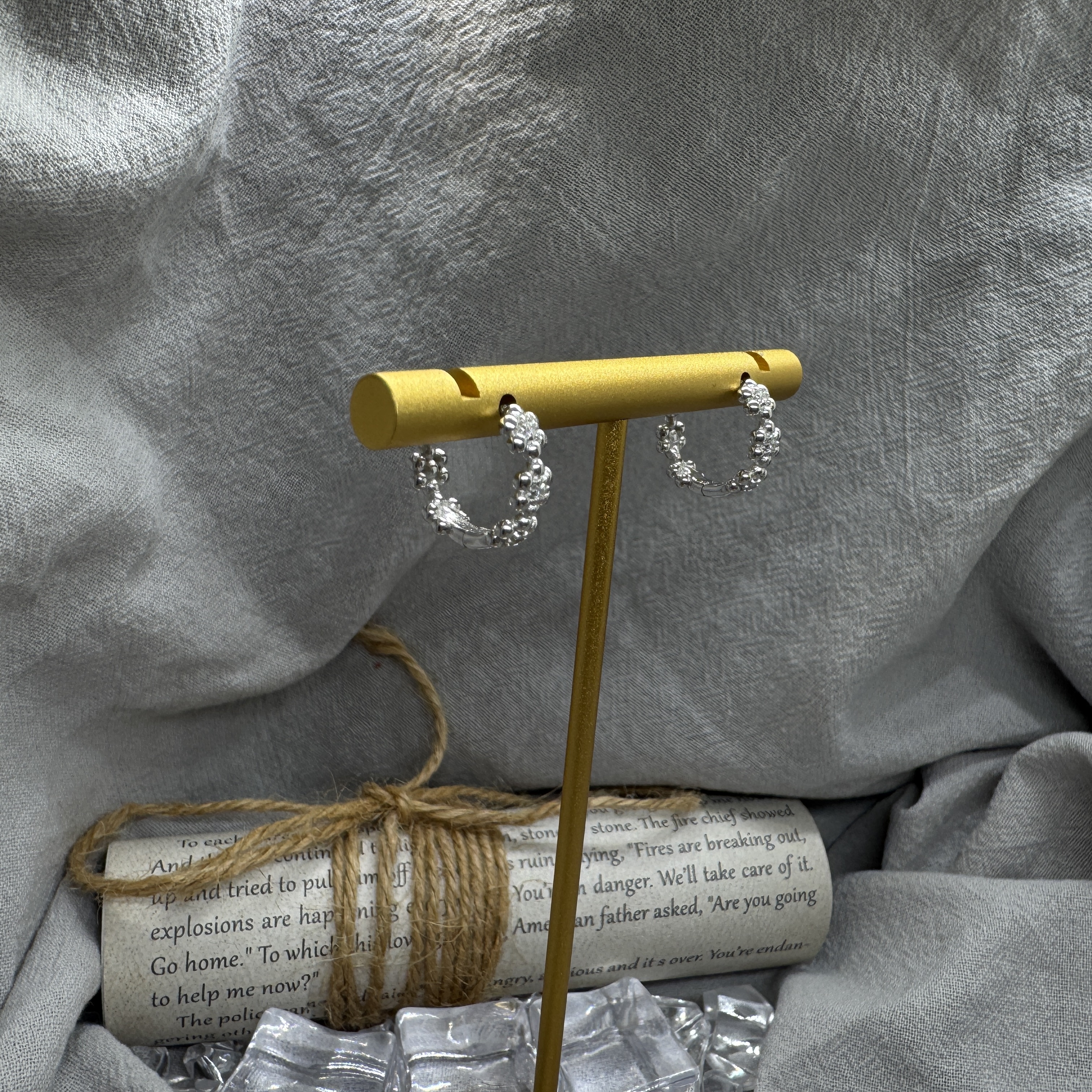 雪粒花圈 - 純銀耳環