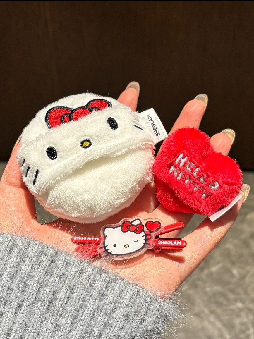 Kitty聯名彩妝組合 情人節禮盒