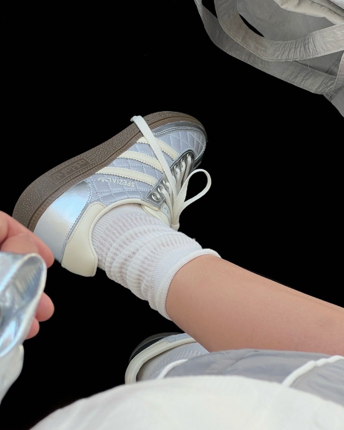 ADIDAS HANDBALL SPEZIAL 白銀小香風 奶油白銀 Y2K 復古 德訓鞋