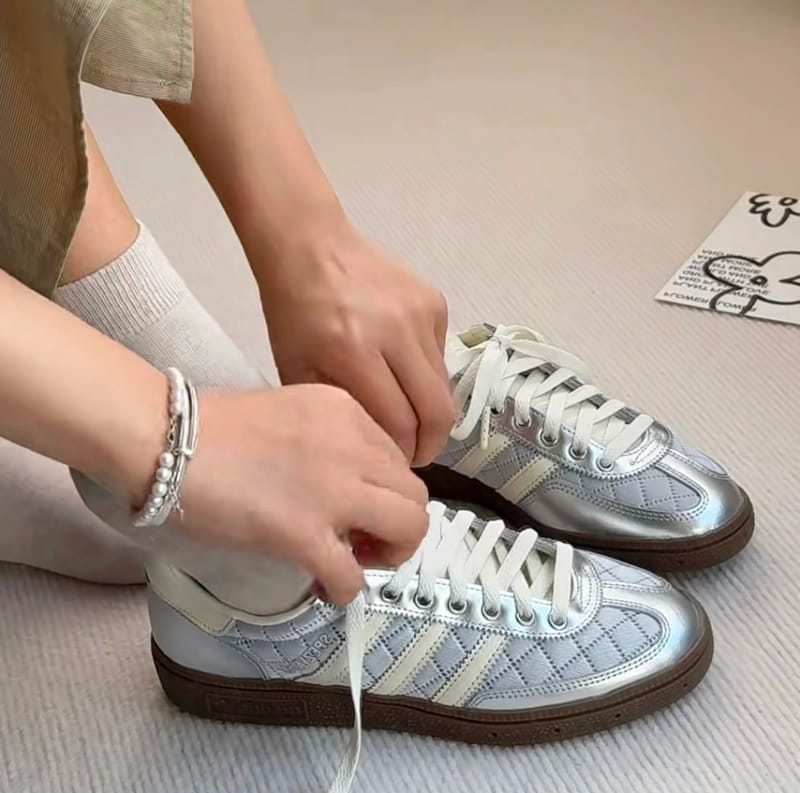 ADIDAS HANDBALL SPEZIAL 白銀小香風 奶油白銀 Y2K 復古 德訓鞋