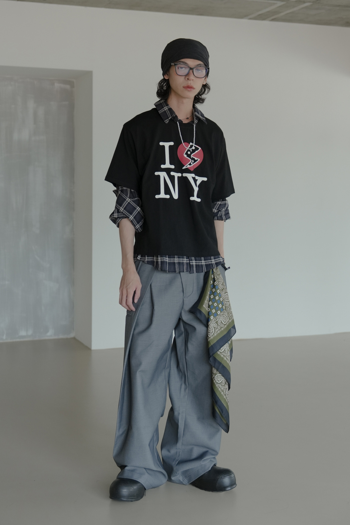 【Unisex】Dot & Love Print Cropped Tee #上衣