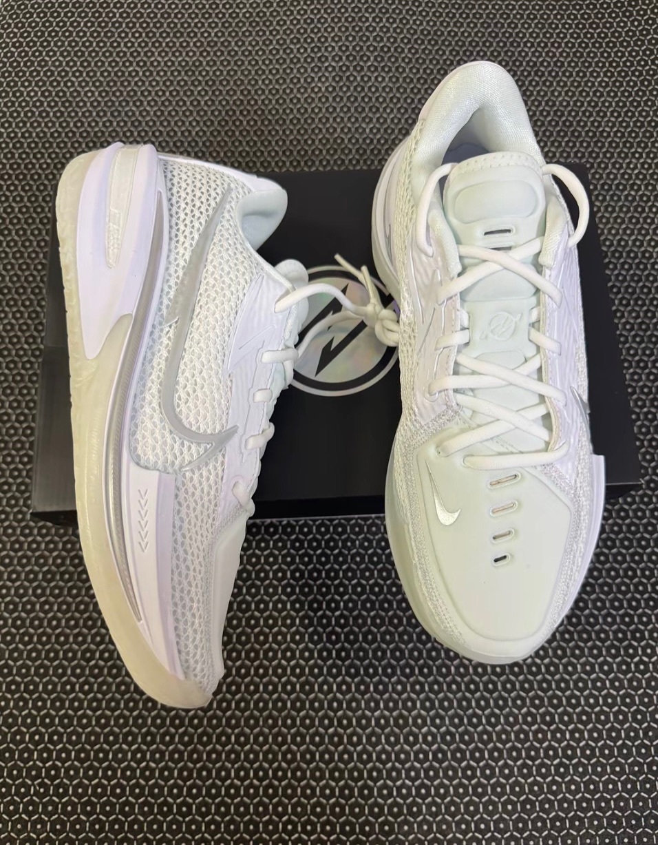 Nike Air Zoom G.T. Cut EP ”White CHROME“ 白銀色 CZ0176-102