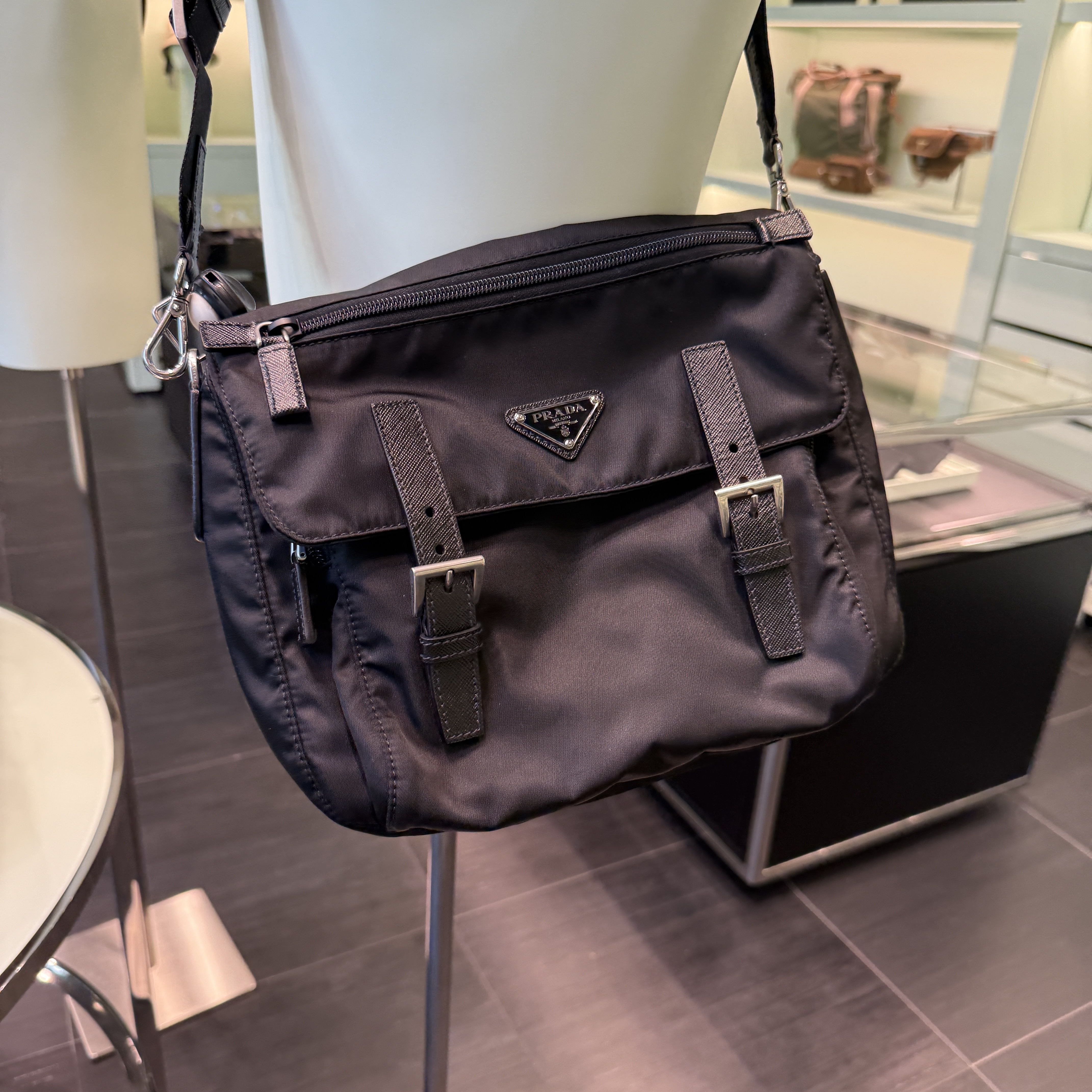 Prada Re-Nylon Messenger bag 2VD071