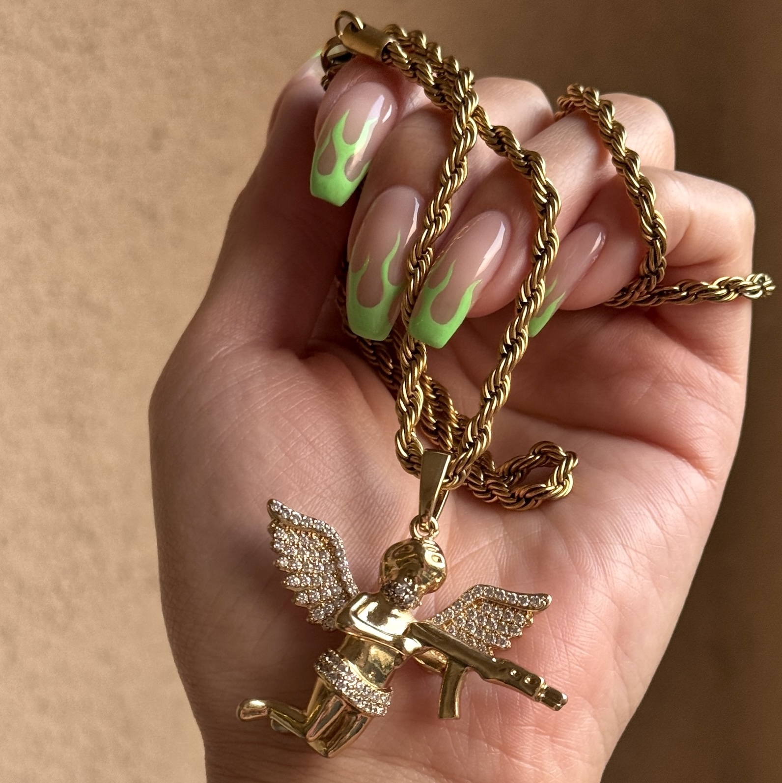 壞壞天使鑽石項鏈