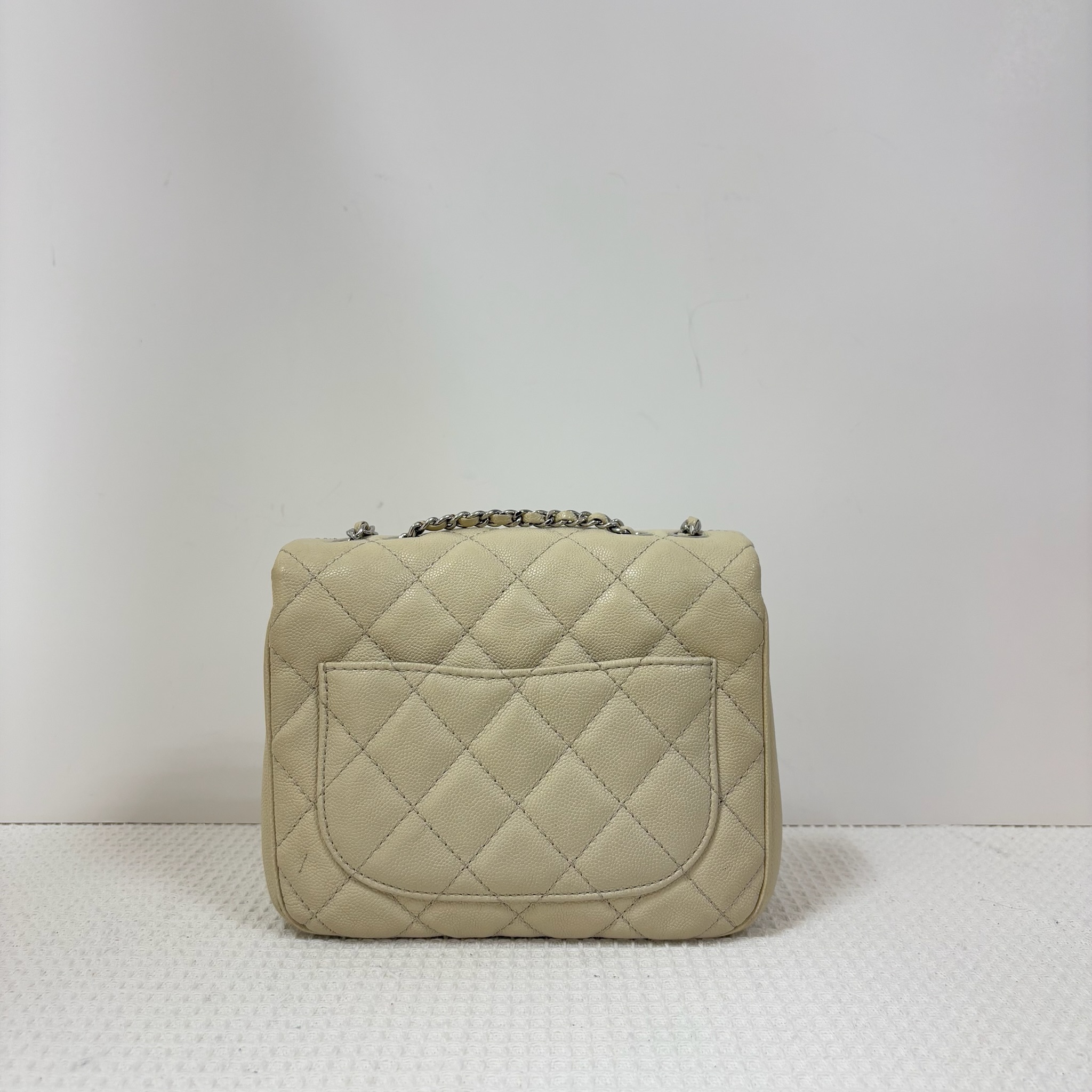 Chanel Urban Companion Small - White / Shw
