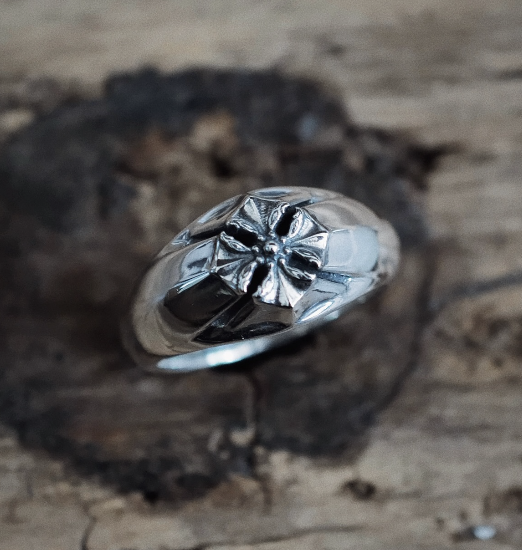 Iron Raven Cross Ring