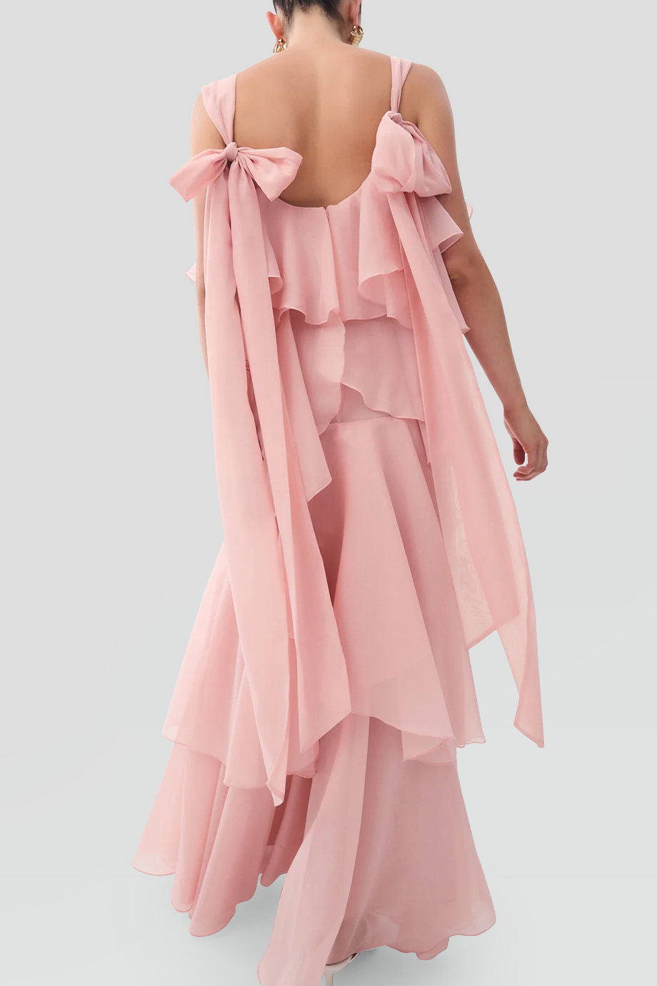 Aje｜GRACIE V領繫帶不對稱層次長洋裝