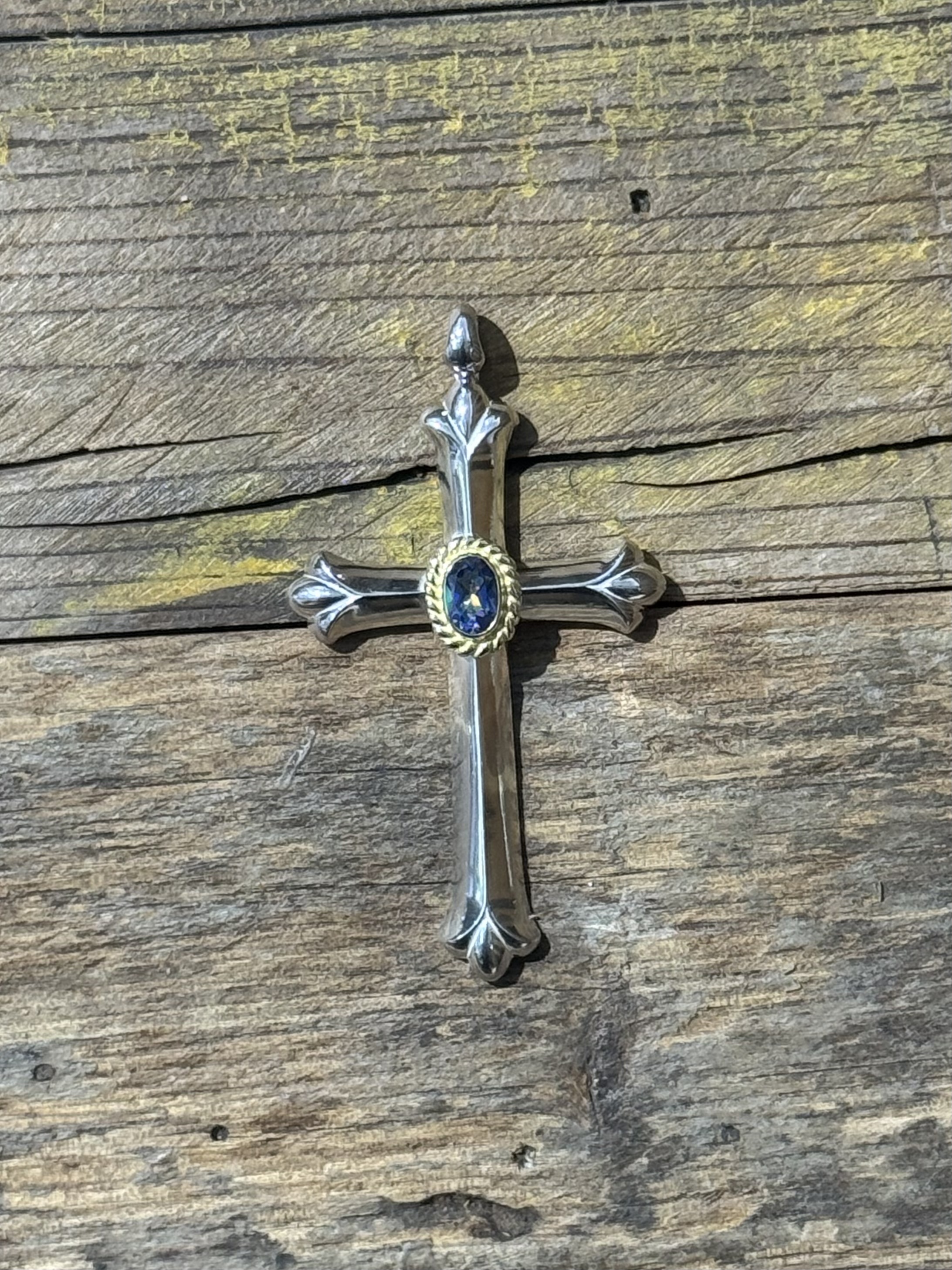 金繩 Rainbow Topaz M Cross