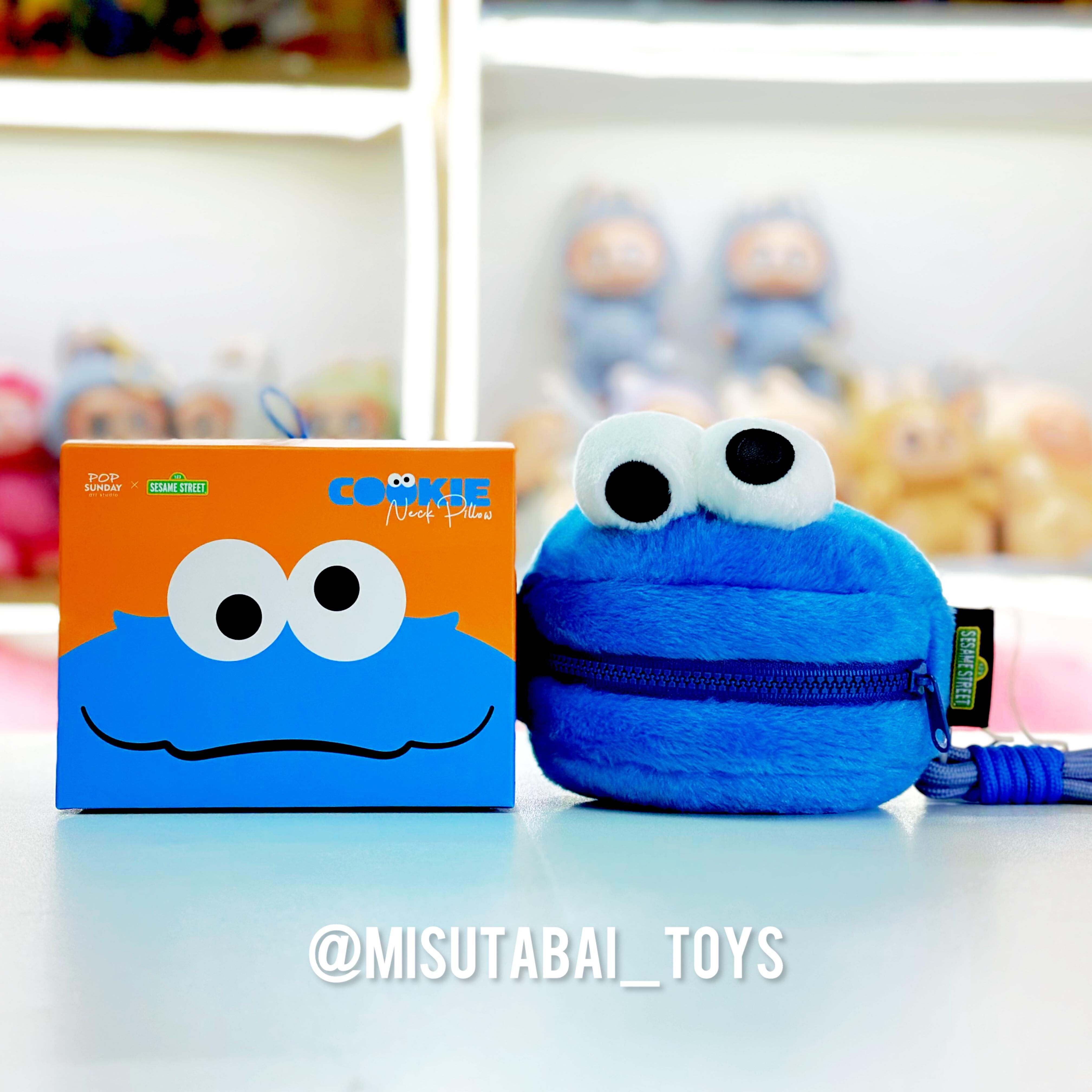 POPSUNDAY流行周日 x 芝麻街 Cookie Monster 充氣頸枕