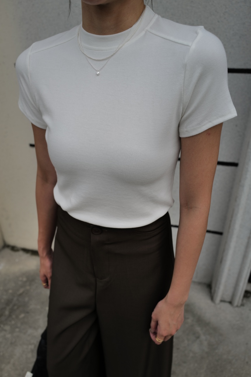 正肩魚骨素面上衣*4色