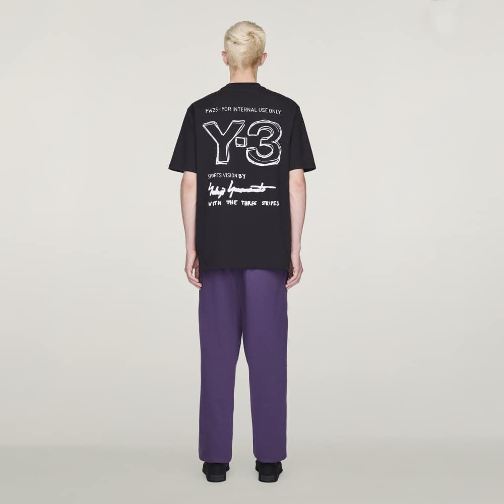 【 Y-3 M MERCH SS 手寫標語短T - 黑 】