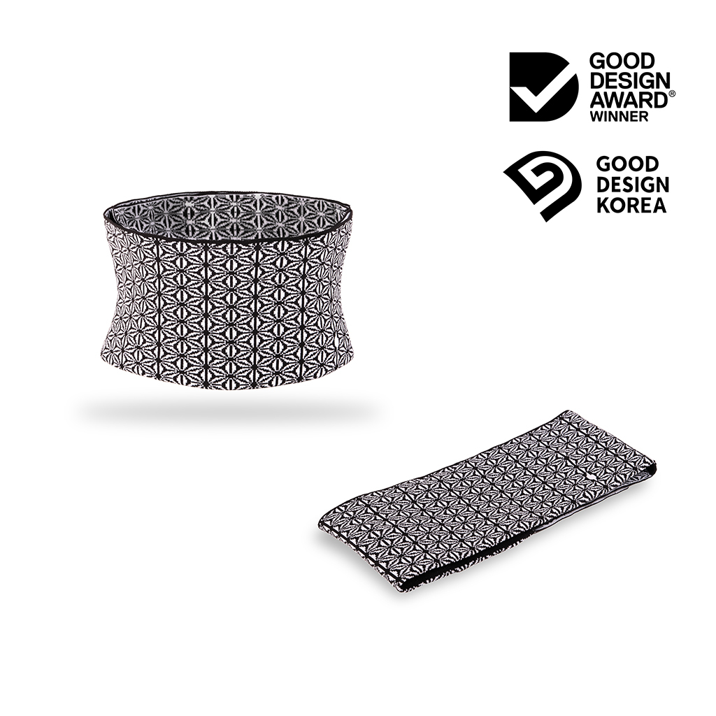 KNITWARM warmerband with 5000 mAh ultra slim powerbank - size 2 (36"-44"; 91cm-111cm)