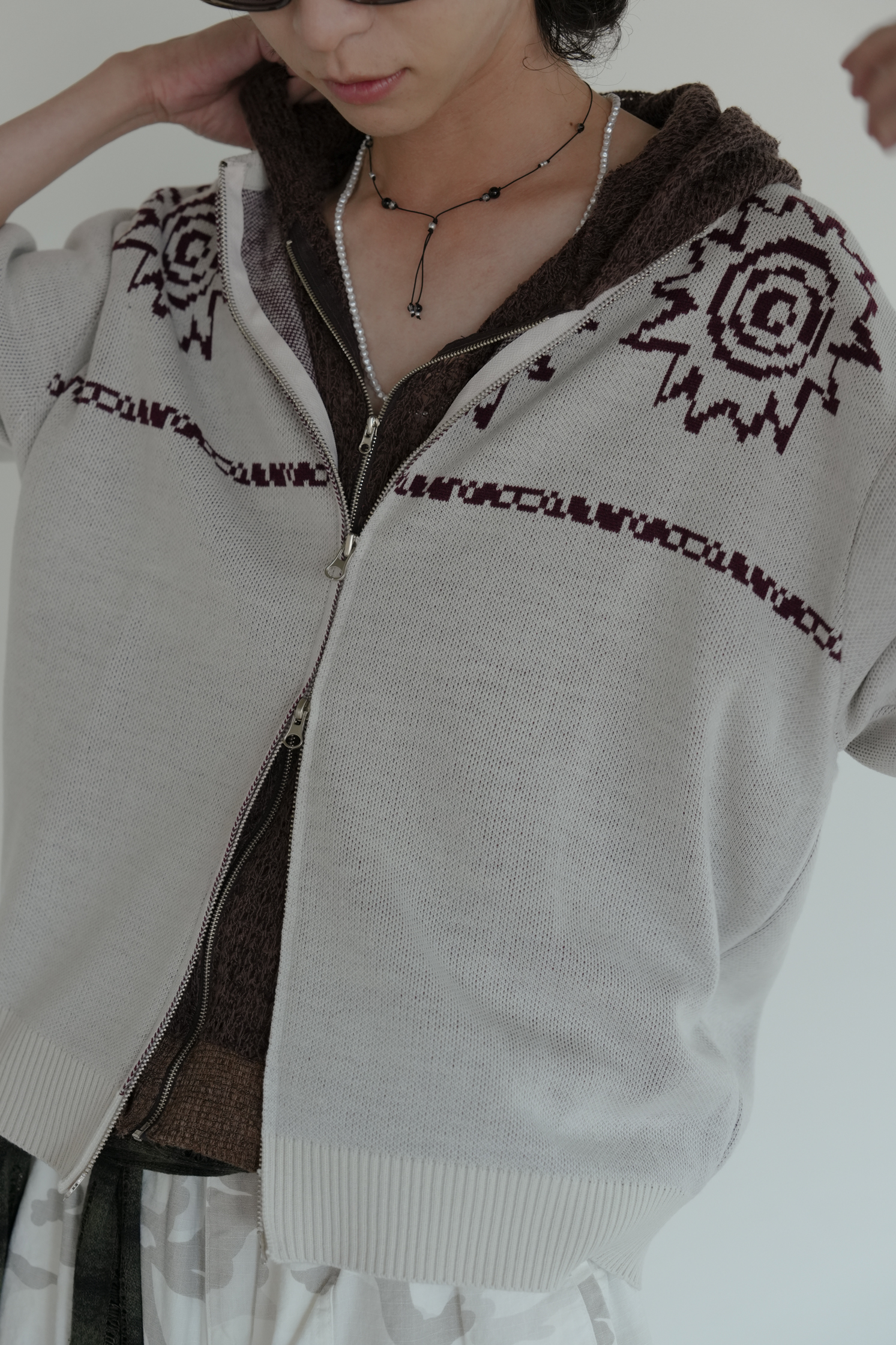 Graphic Jacquard Short-Sleeve Knit Zip-Up #上衣