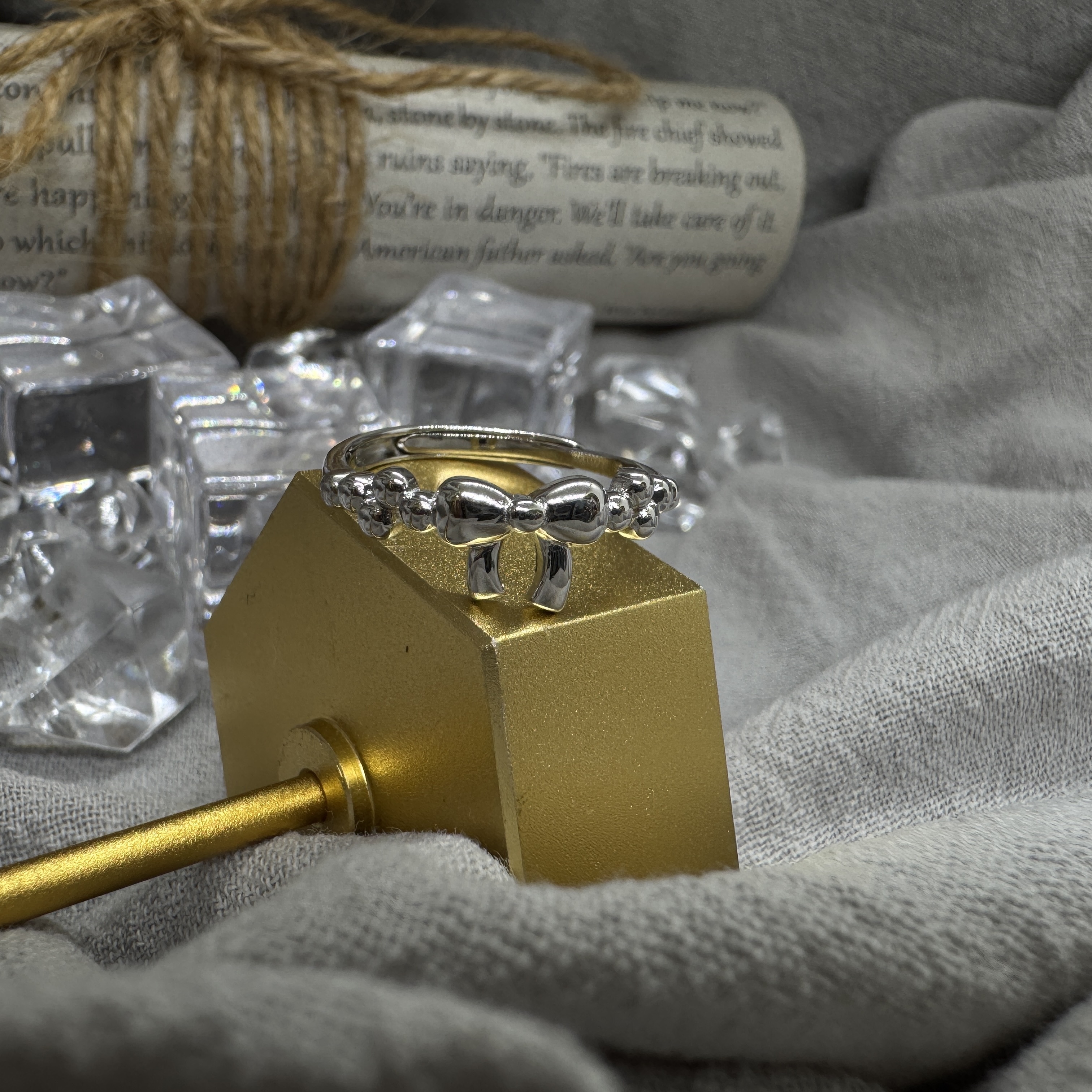 俏皮綁結 - 純銀戒指