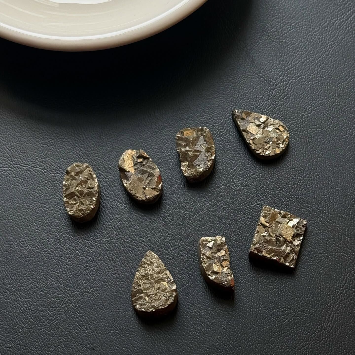 [原石] 黃鐵礦 水晶蛋面 礦石蛋面