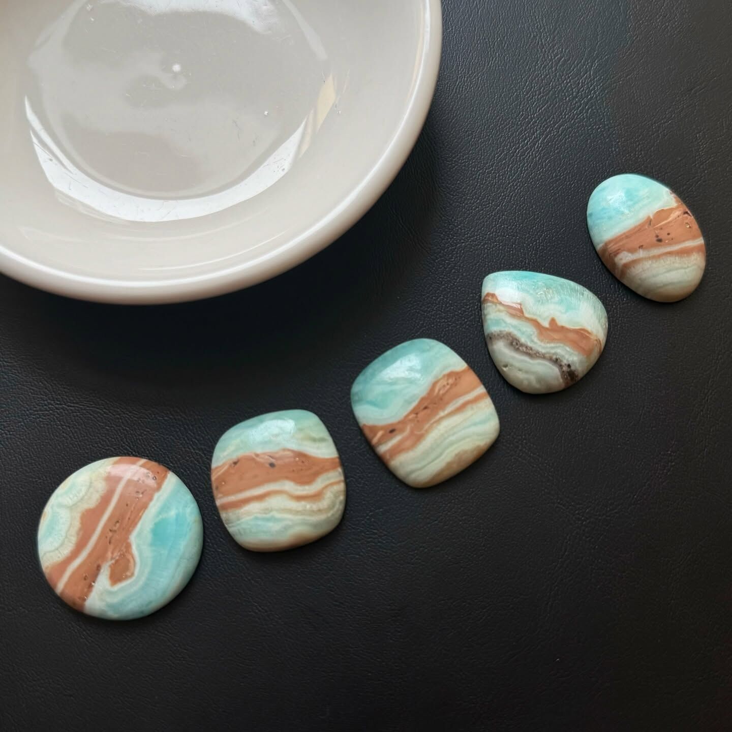 [原石] 加勒比方解石 水晶蛋面