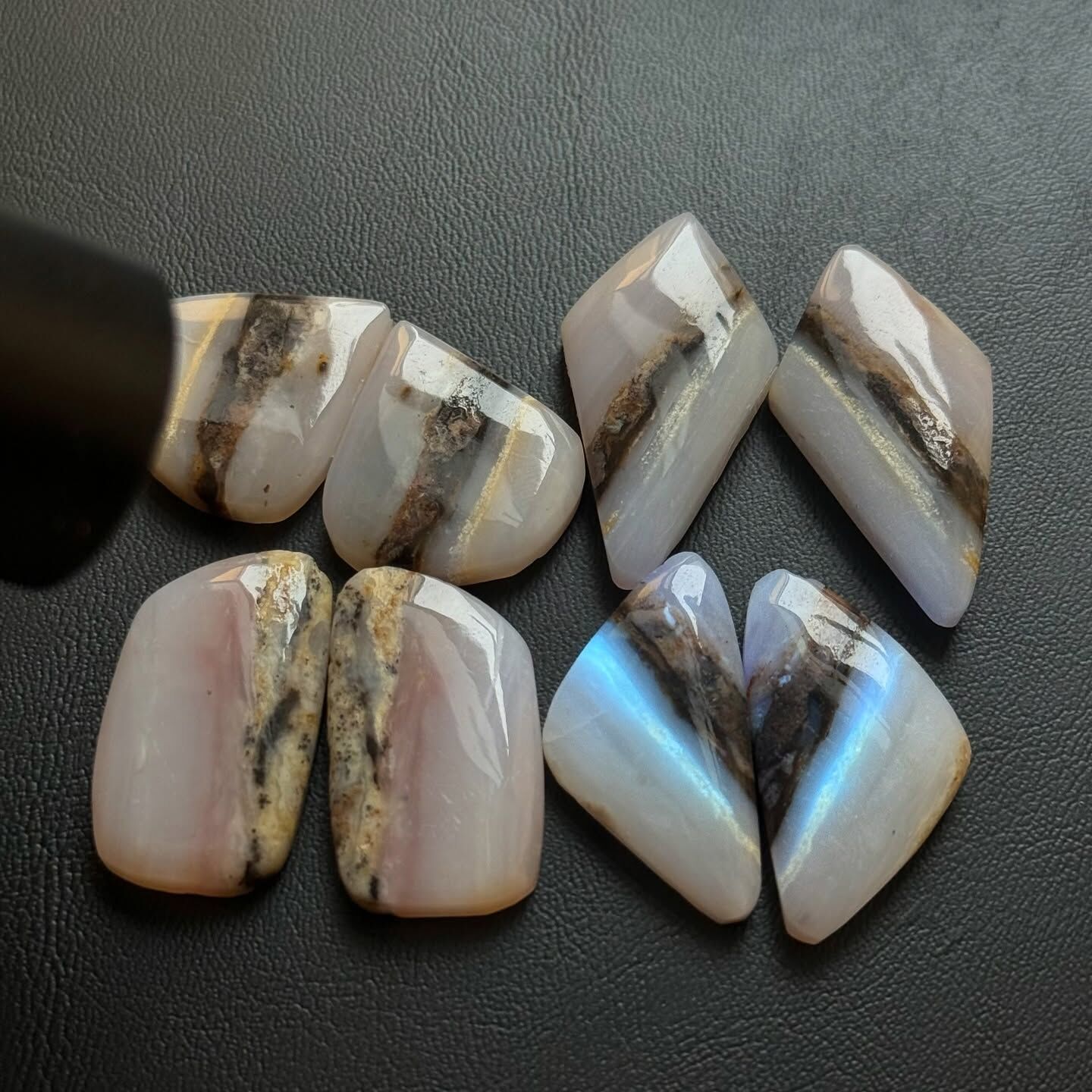 [原石] 秘魯粉紅蛋白石 水晶蛋面