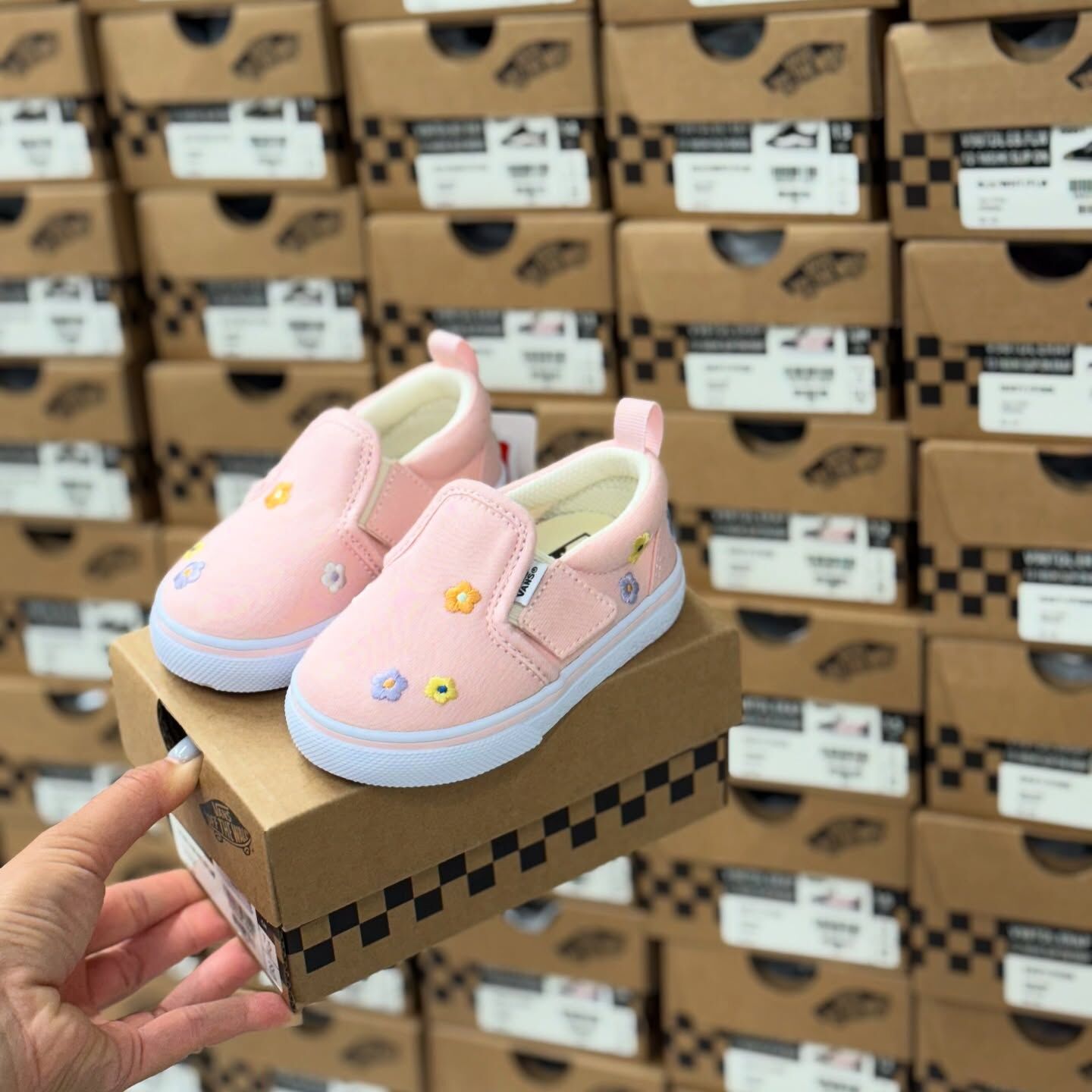 Vans Slip On 日本新款 黑色 粉色 小雛菊 小花 好穿脫 小童 童鞋 V98TDL