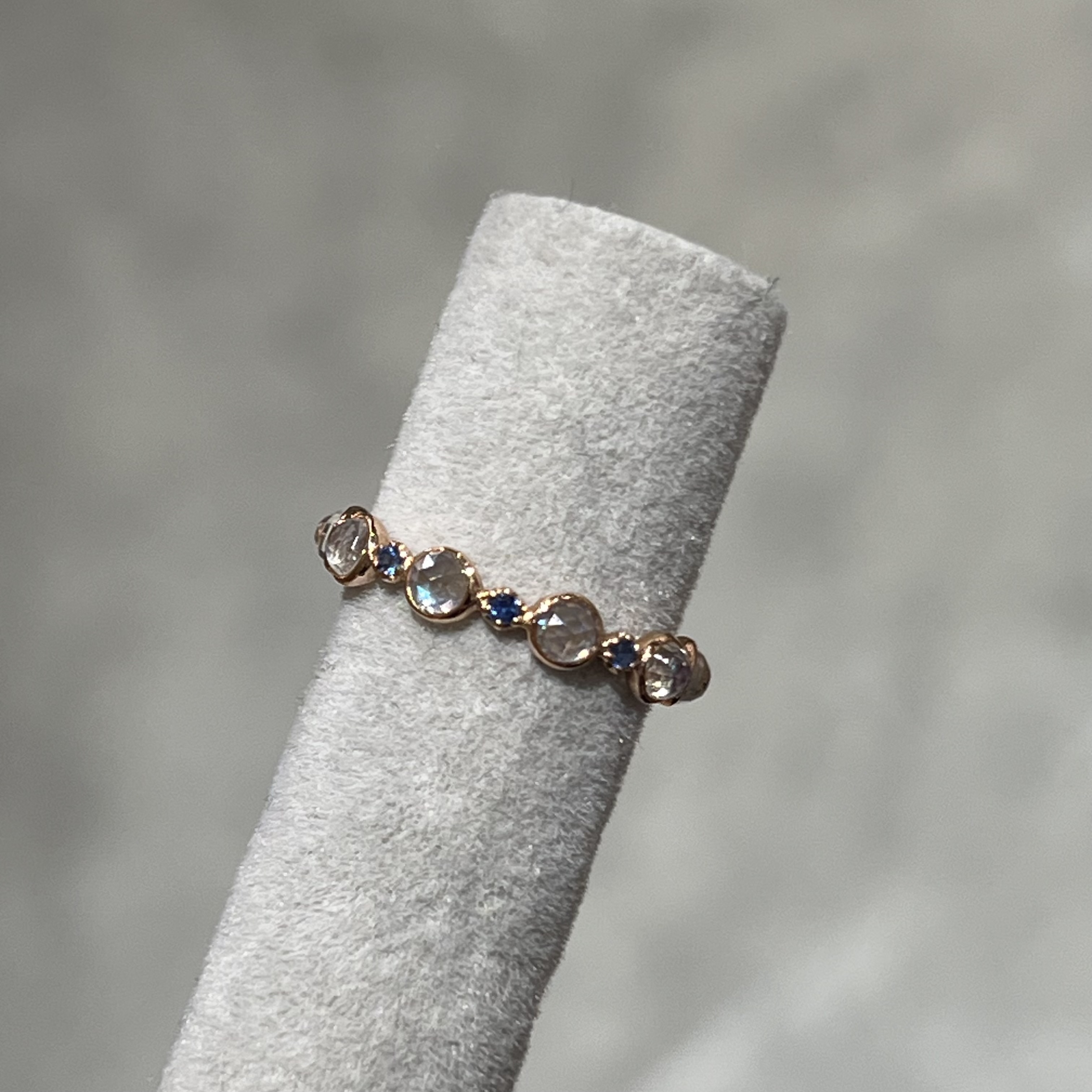 14kg290(彩虹月亮石)