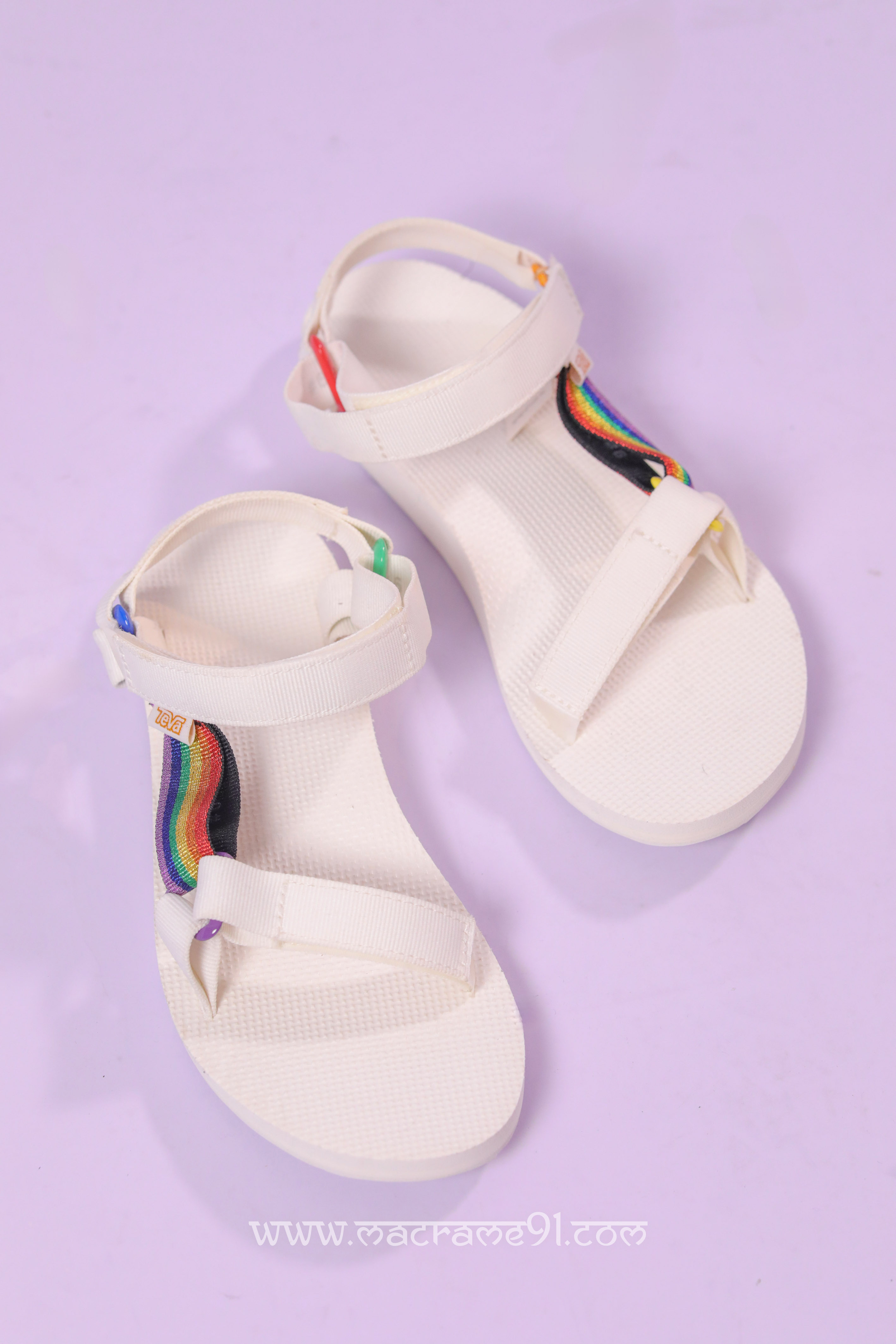 Teva Women's W Original Universal Sandal - 1125890 Pride / WRBW (0731)