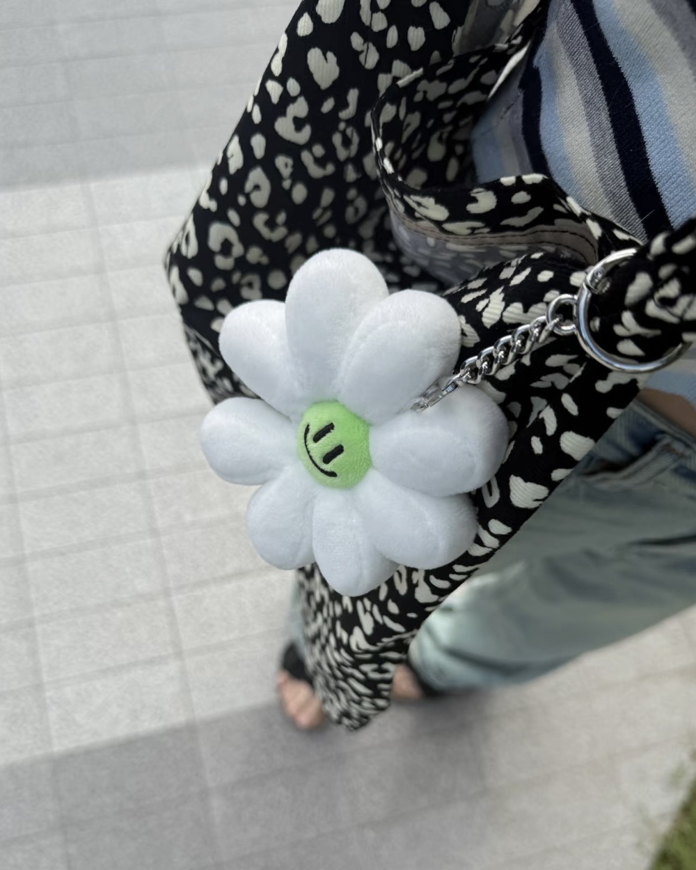 <超扯降價>Zo&friends Zoa G-Dragon GD 權志龍 小花 雛菊 吊飾