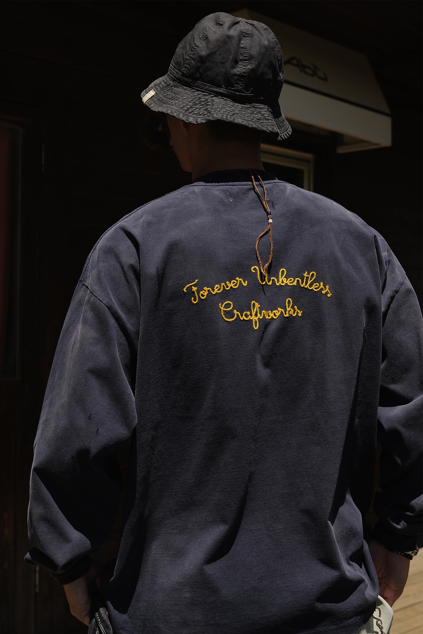 Unbent 25 A/W 手搖立體刺繡水洗長袖