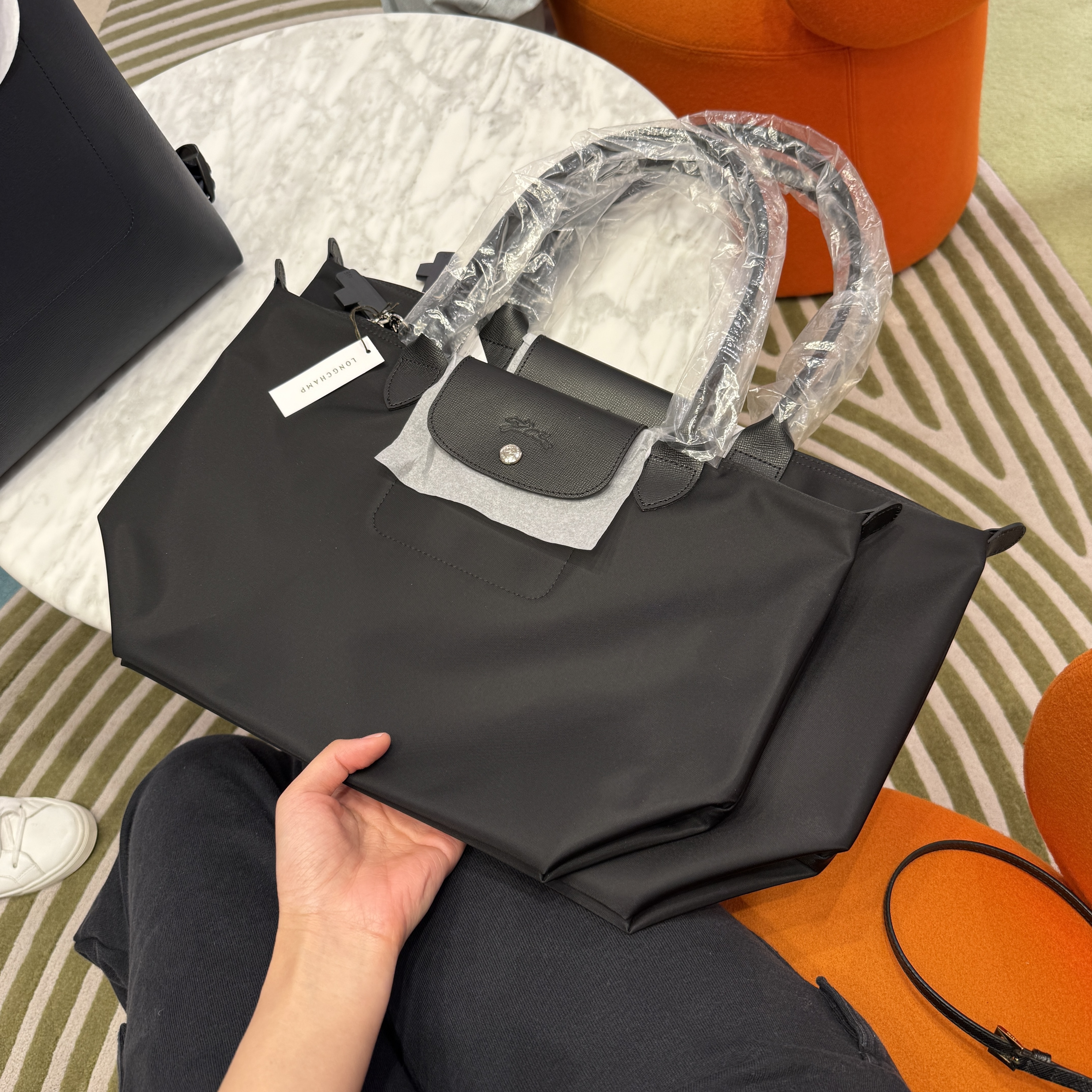 longchamp le pliage neo shoulder bag medium L2605  large L1899 black