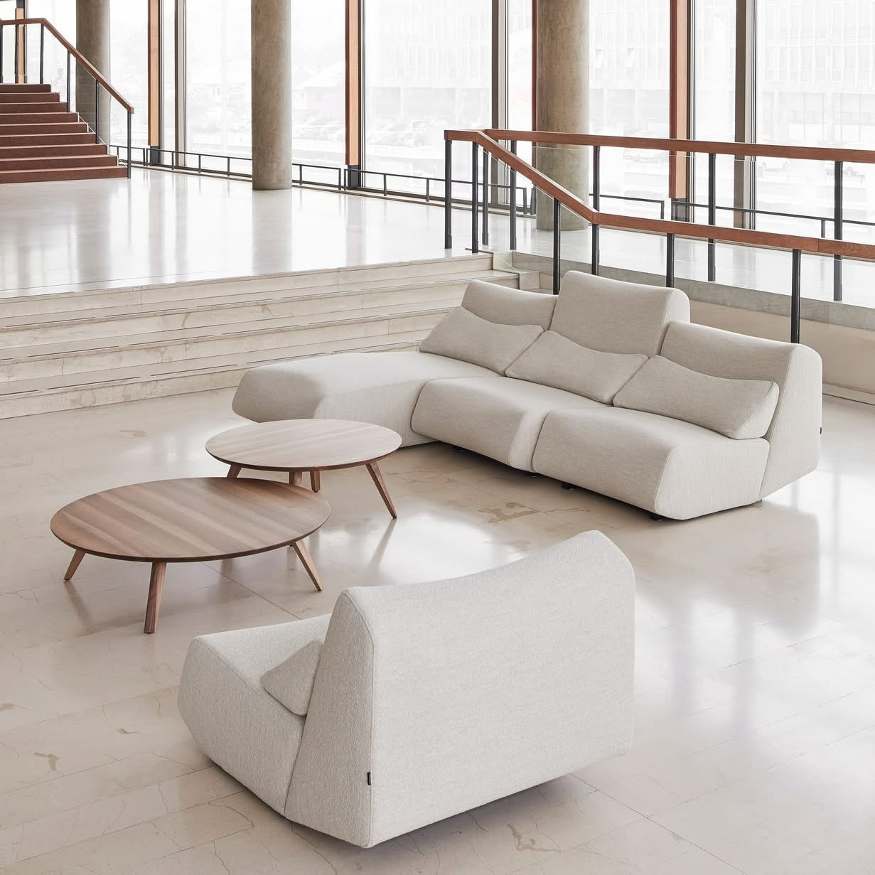 Absent modular sofa